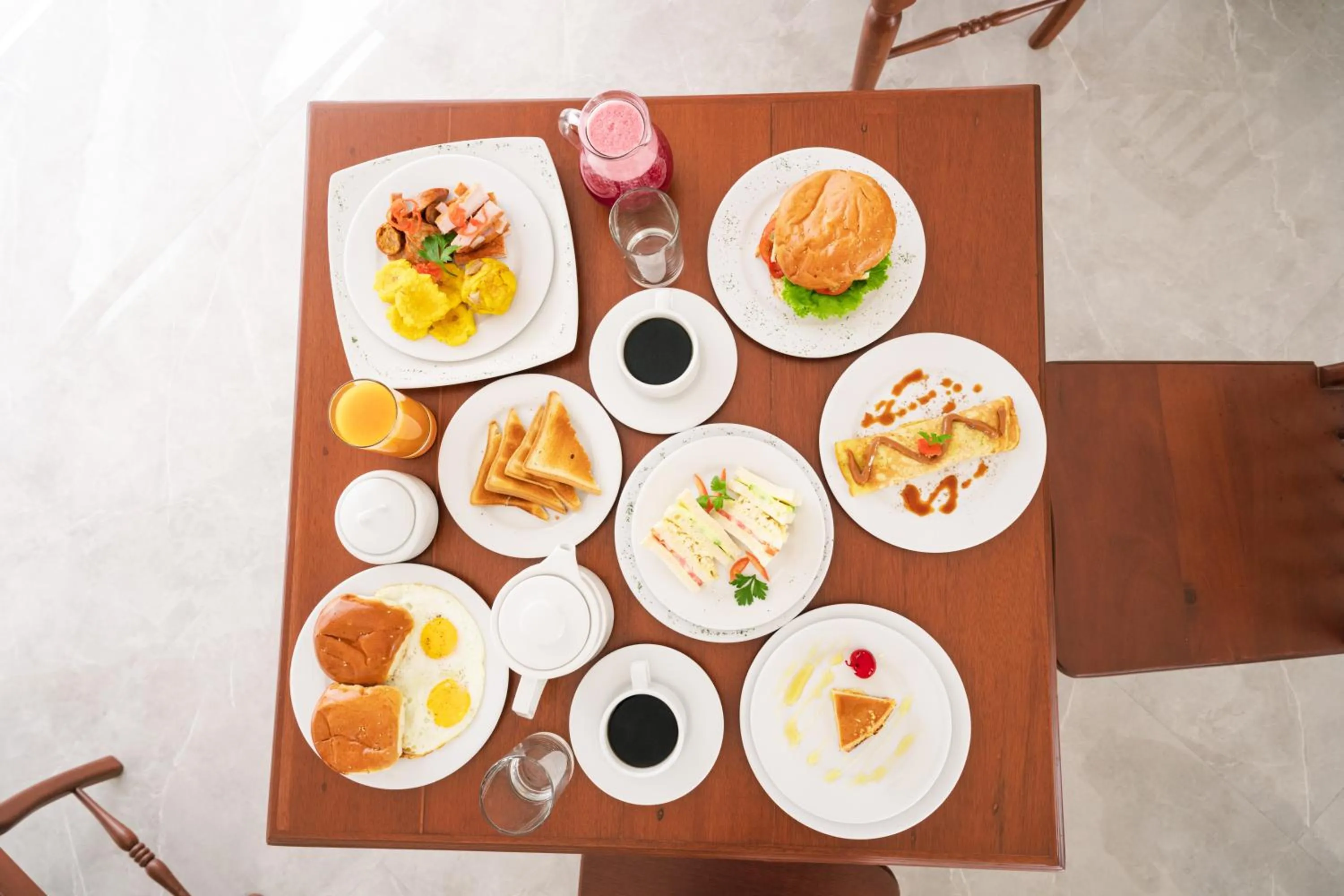 Food and drinks in Rio Cumbaza Hotel