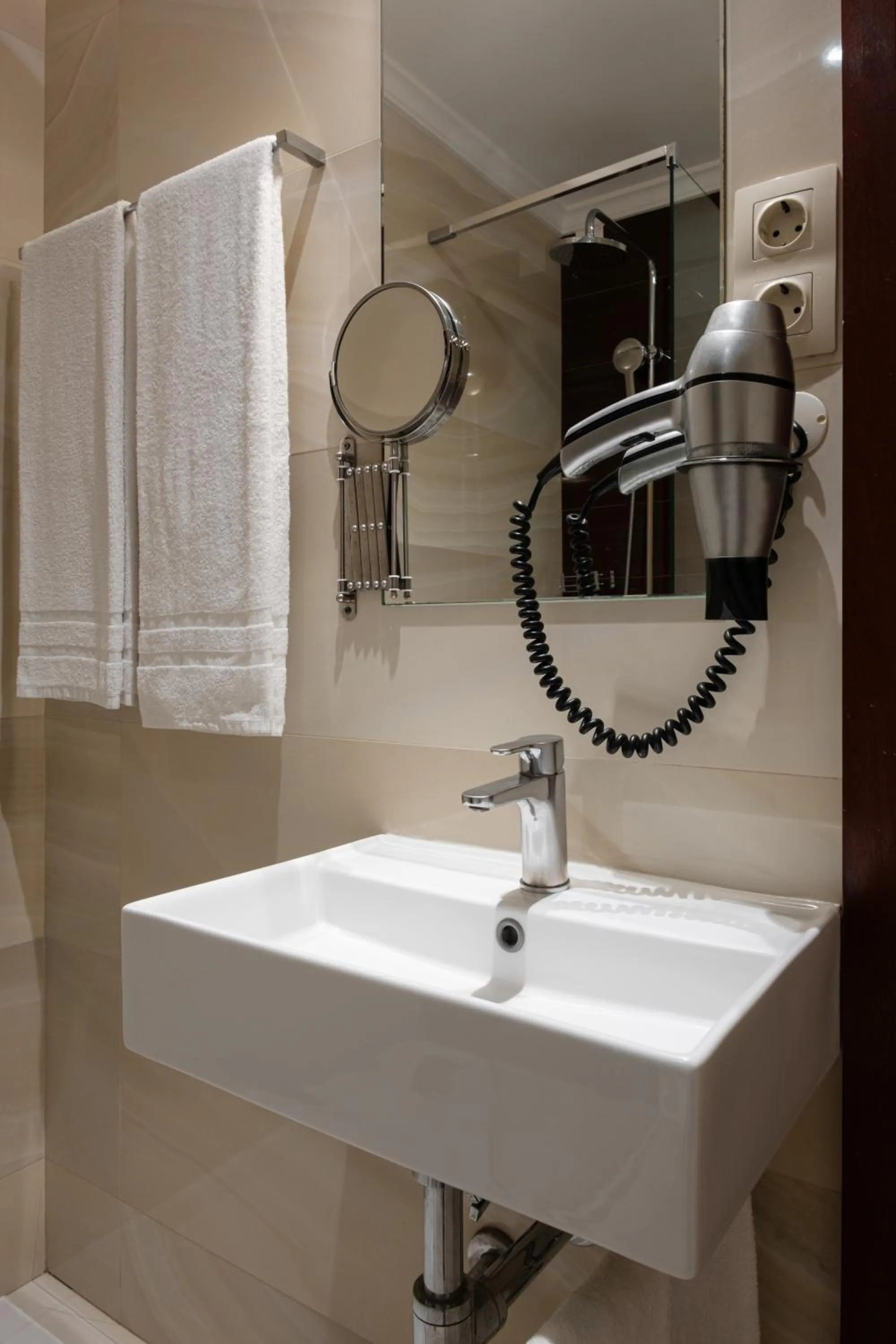 Toilet in Hotel da Bolsa