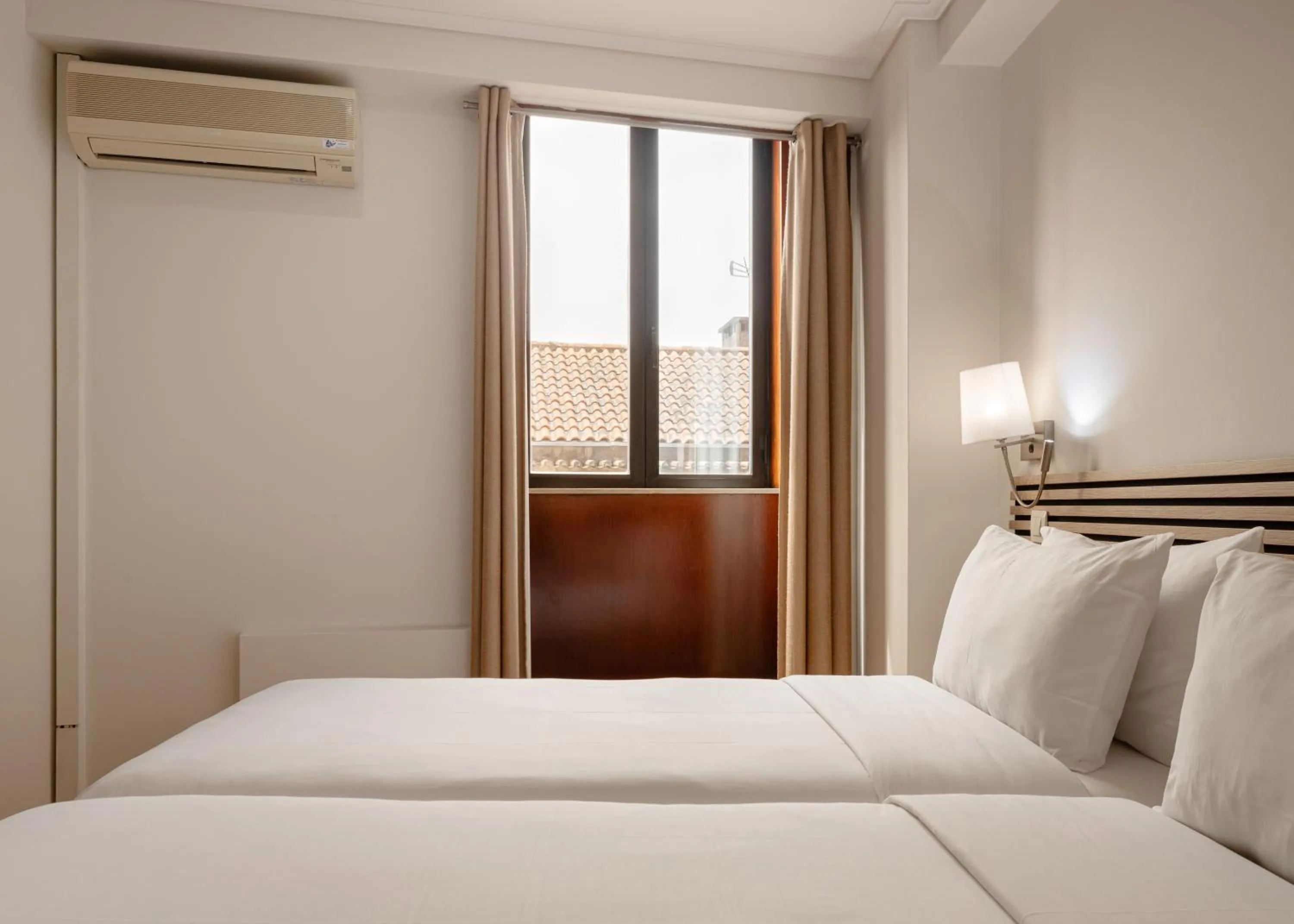 Bedroom, Bed in Hotel da Bolsa