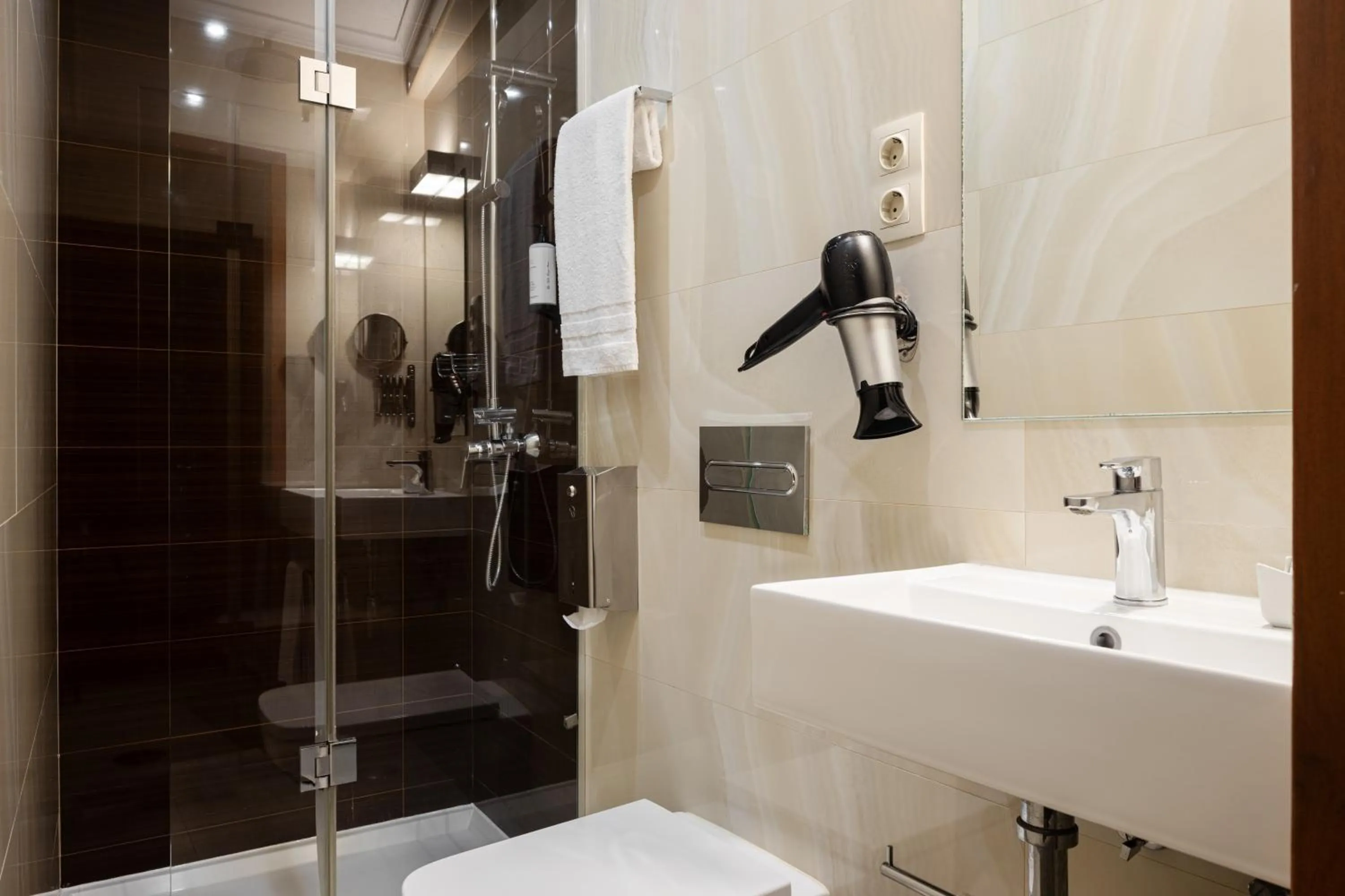 Toilet in Hotel da Bolsa