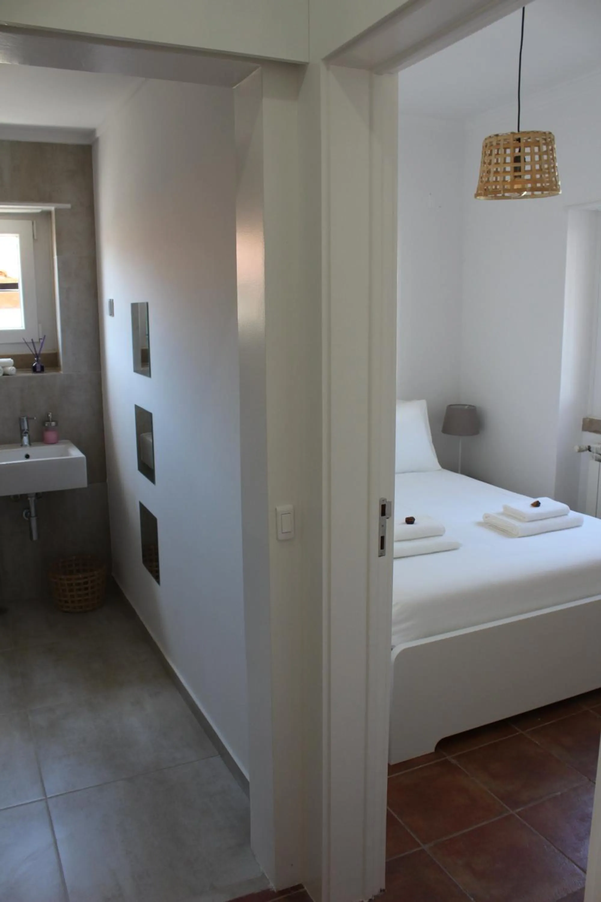 Studio - single occupancy - Disability Access in HappySintra GuestHouse by Casa do Preto