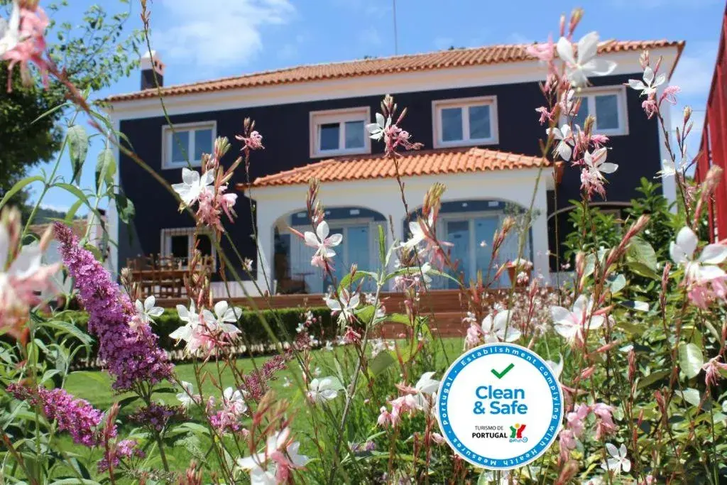 HappySintra GuestHouse by Casa do Preto HappySintra GuestHouse by Casa do Preto