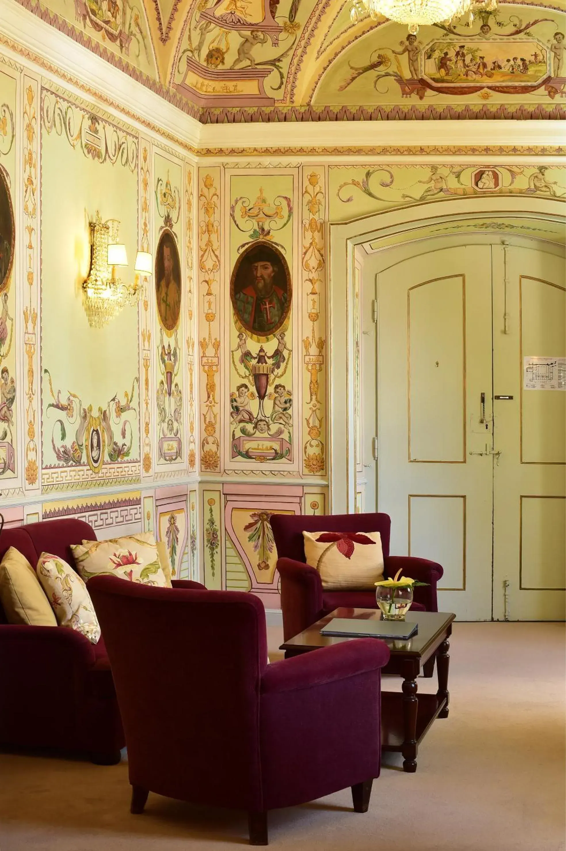 Special Suite in Pousada Convento de Evora Special Suite in Pousada Convento de Evora