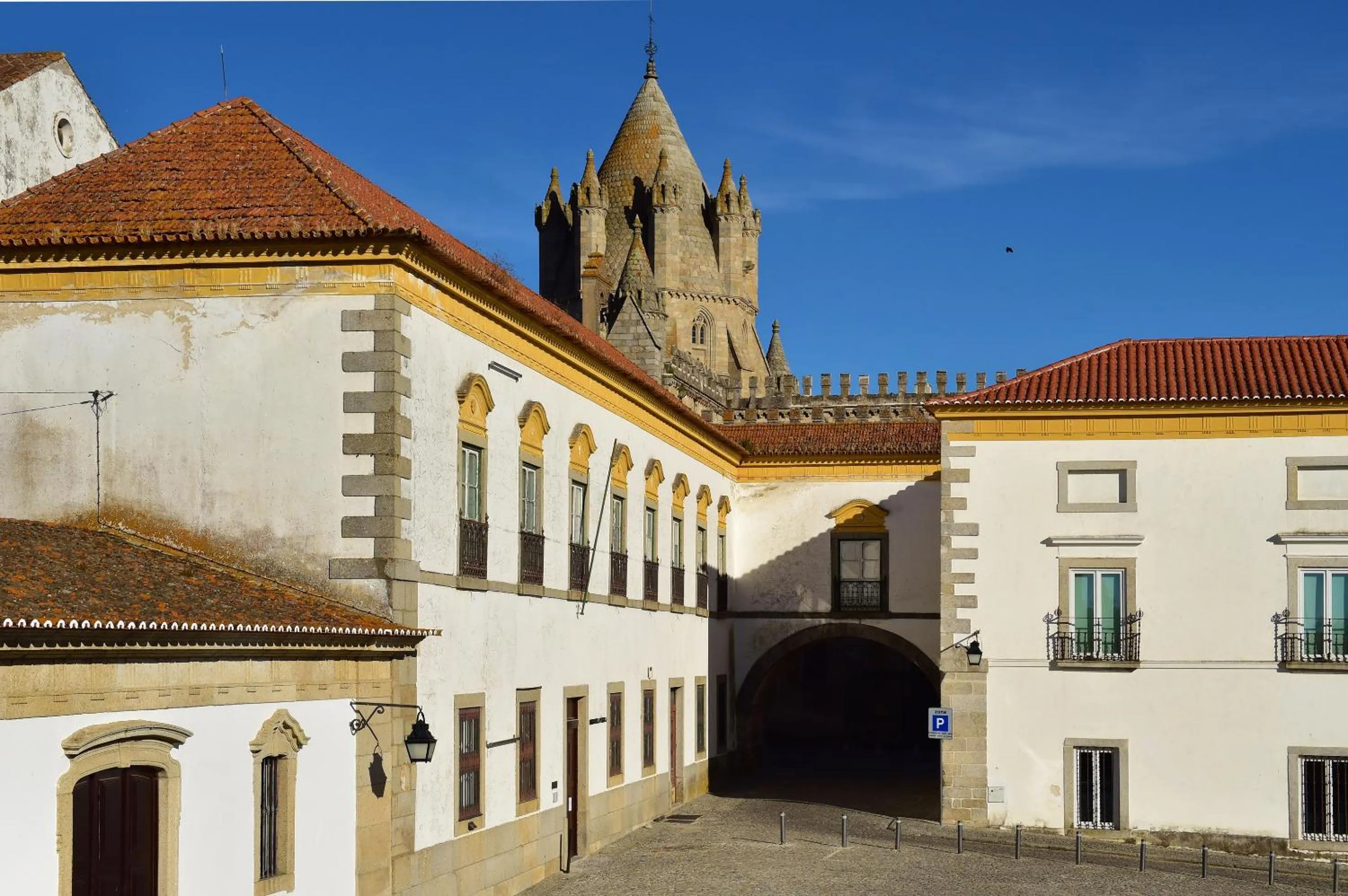 Facade/entrance in Pousada Convento de Evora