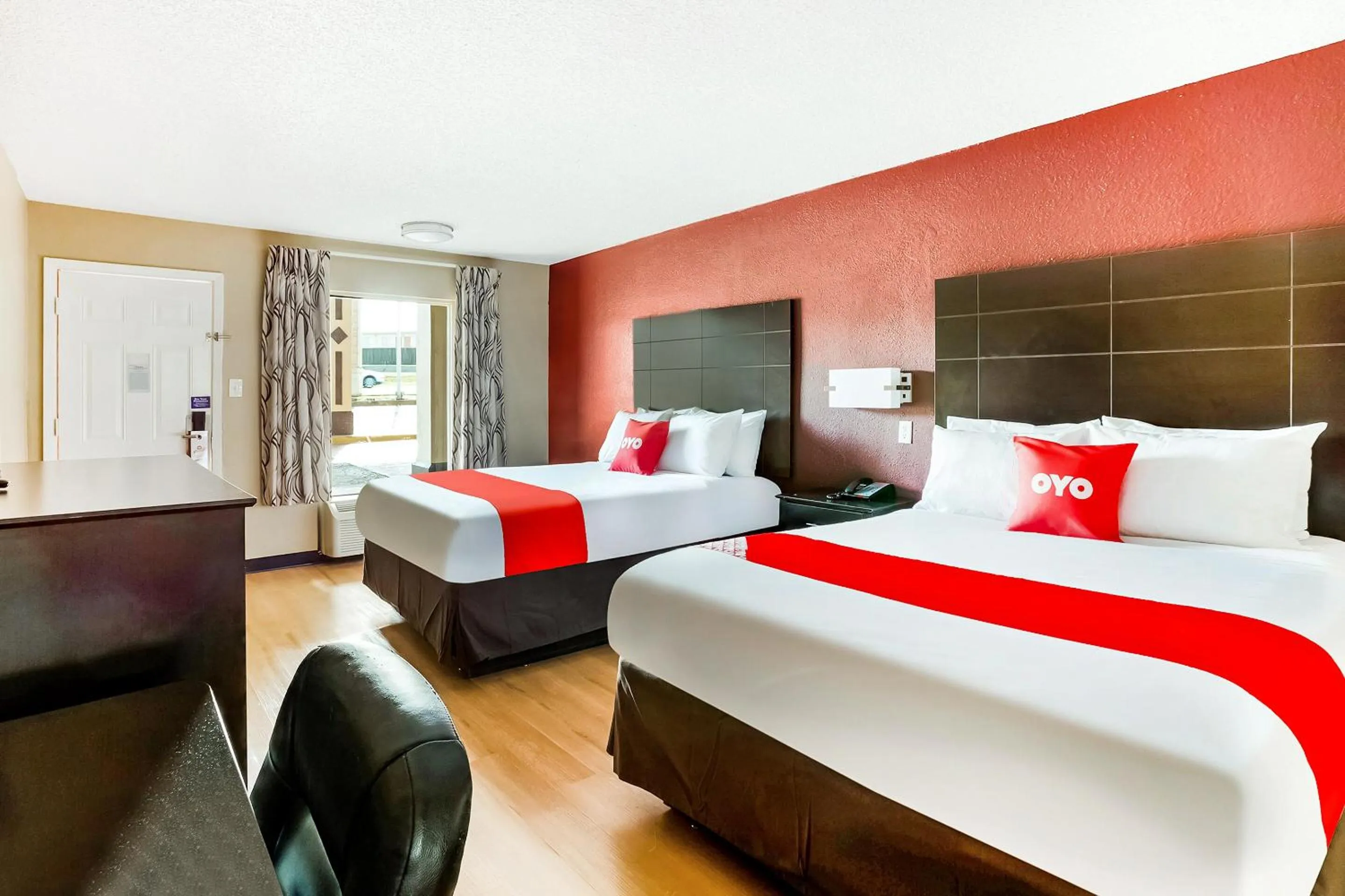 Bedroom in OYO Hotel Tyler Northwest Mineola Hwy