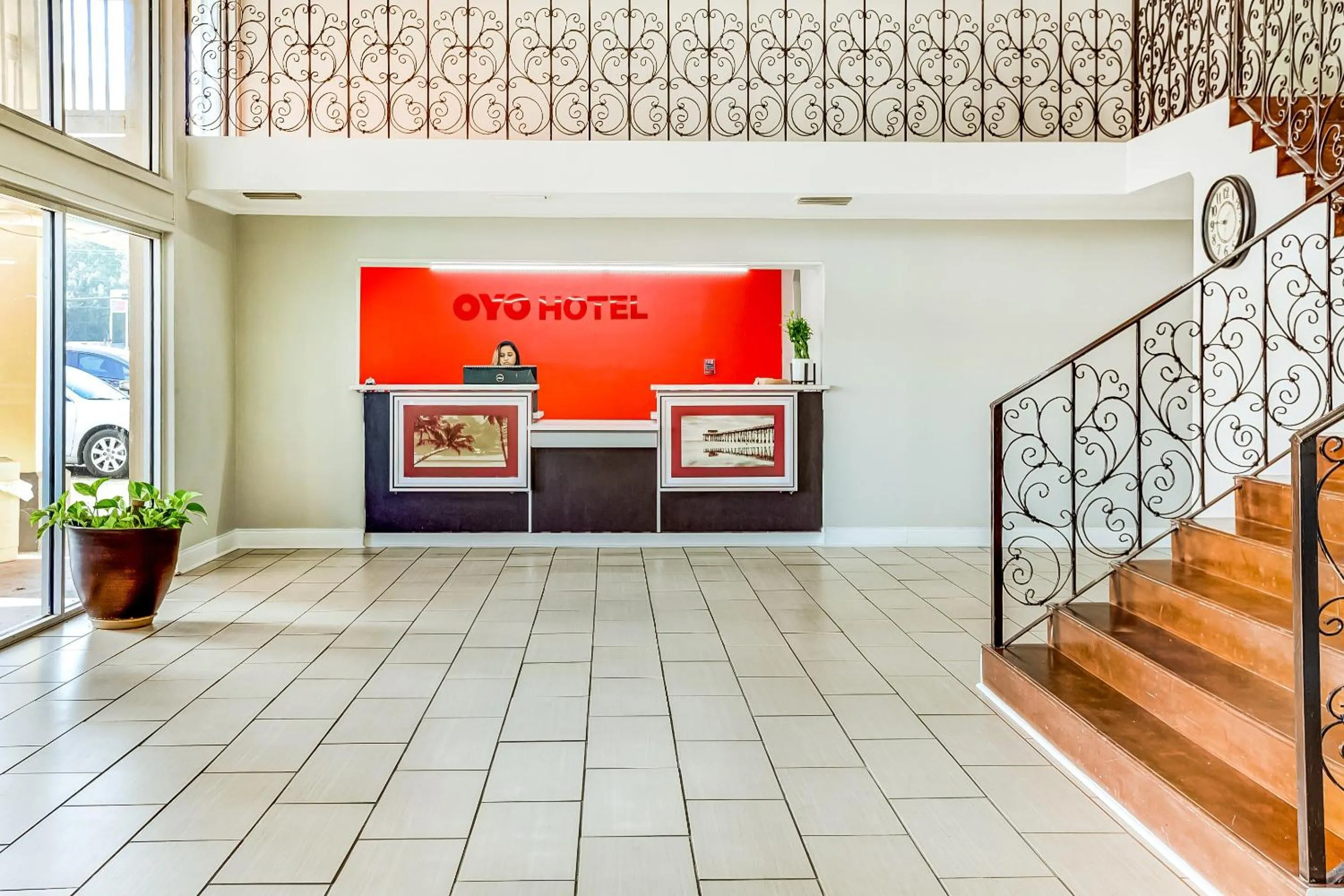 Lobby or reception in OYO Hotel Tyler Northwest Mineola Hwy