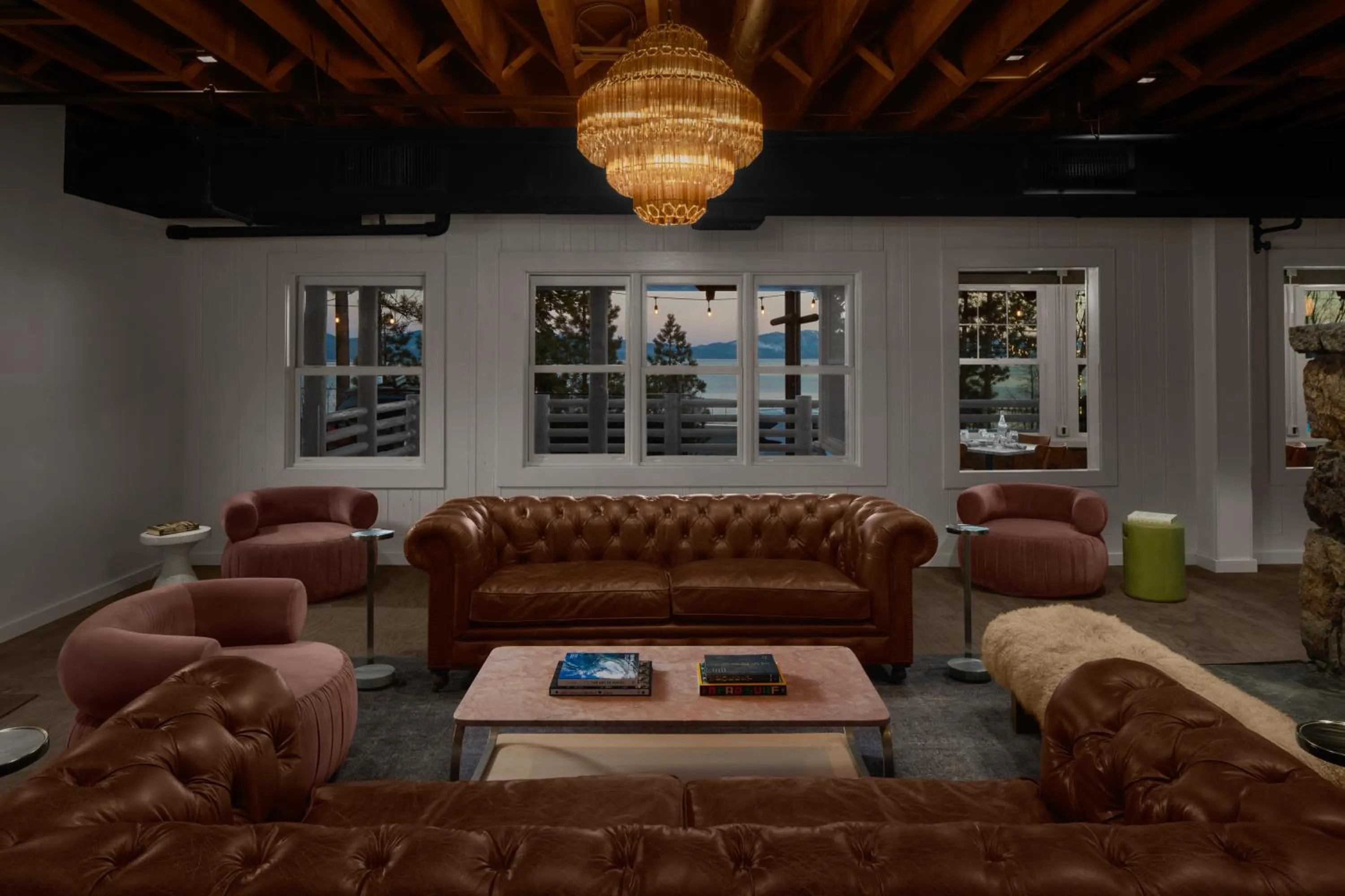 Lobby or reception in evo Hotel Tahoe City