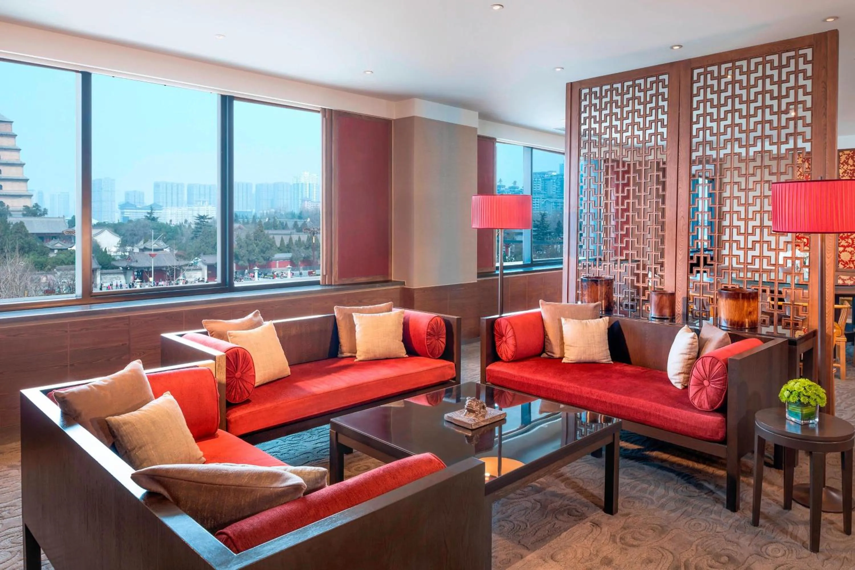 Living room in The Westin Xi'an - Enjoy 2 Free bottles of beer