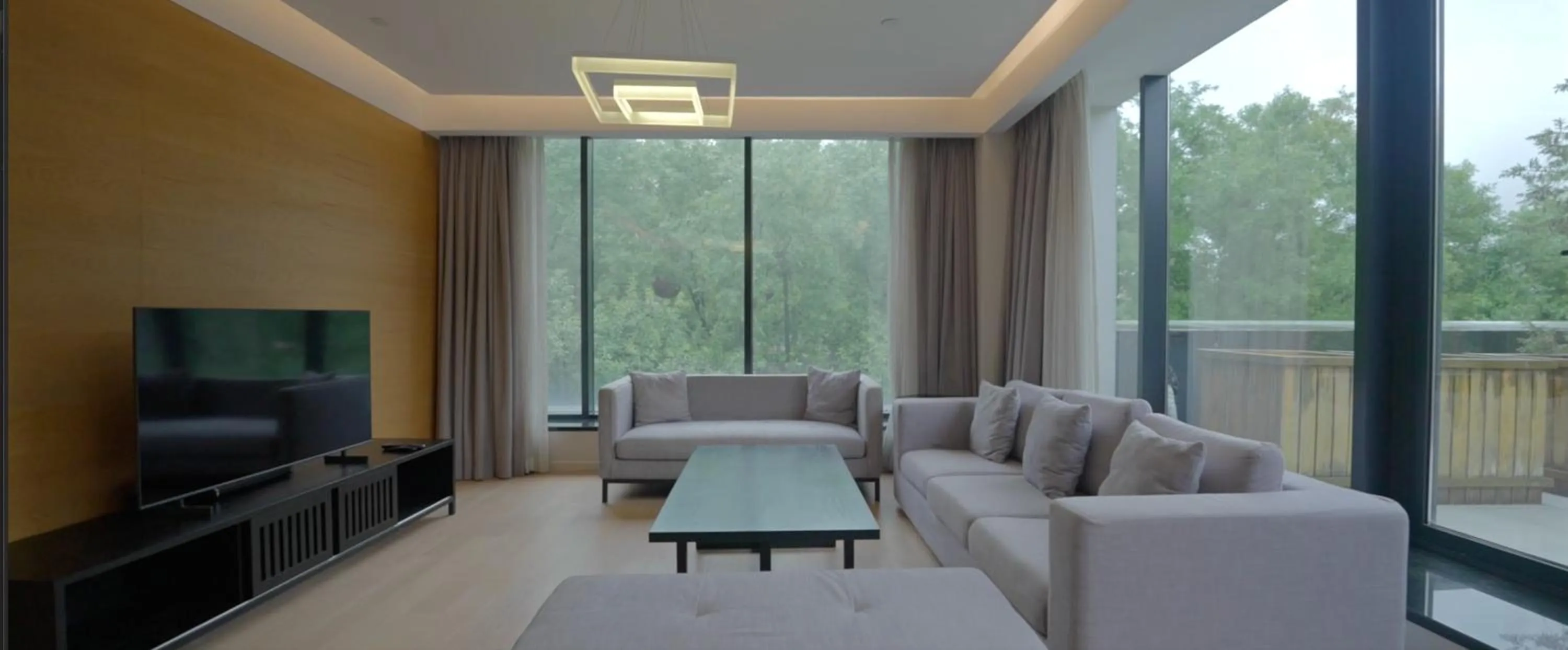 Living room in The Westin Xi'an - Enjoy 2 Free bottles of beer