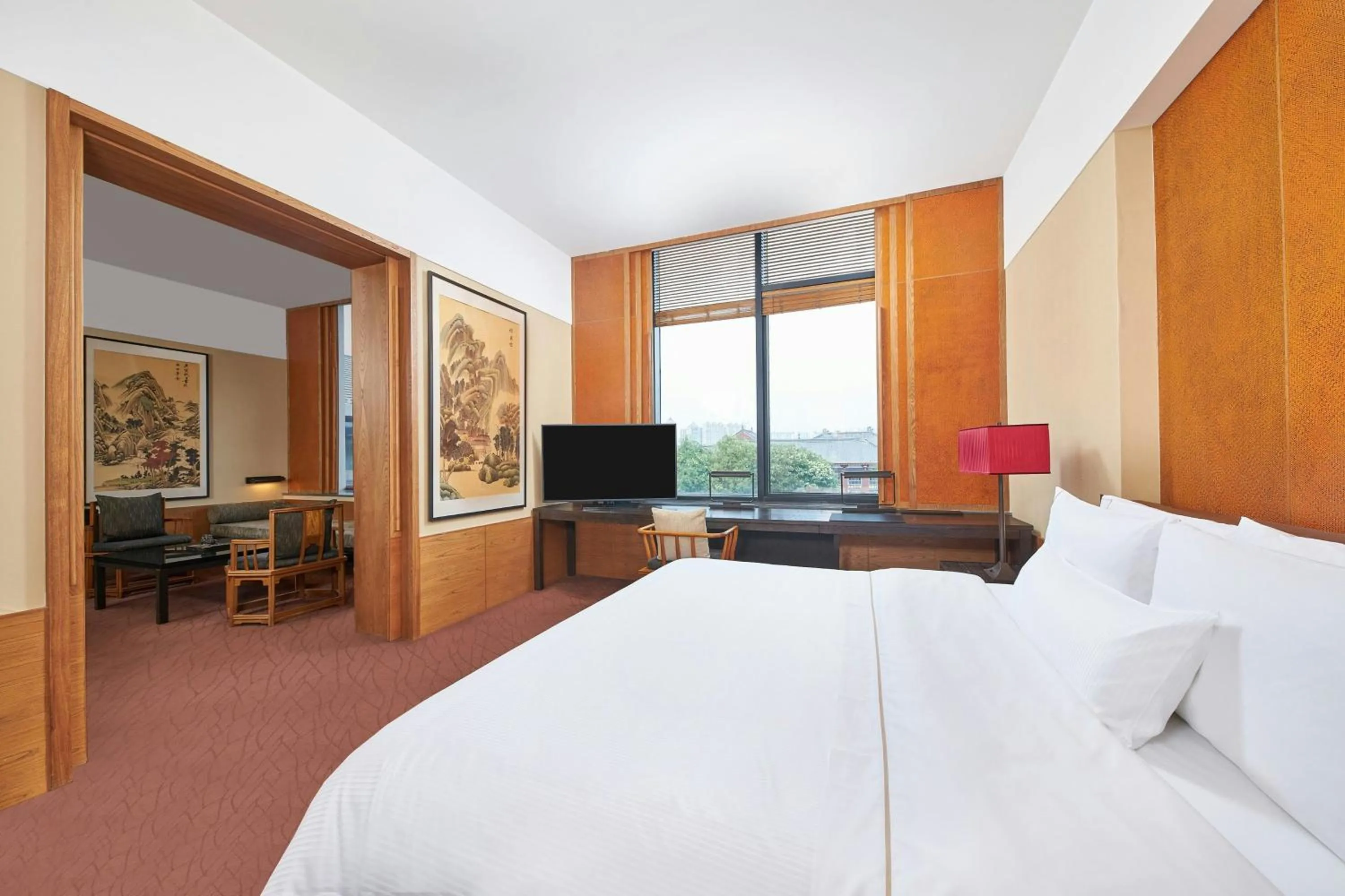 Photo of the whole room, Bed in The Westin Xi'an