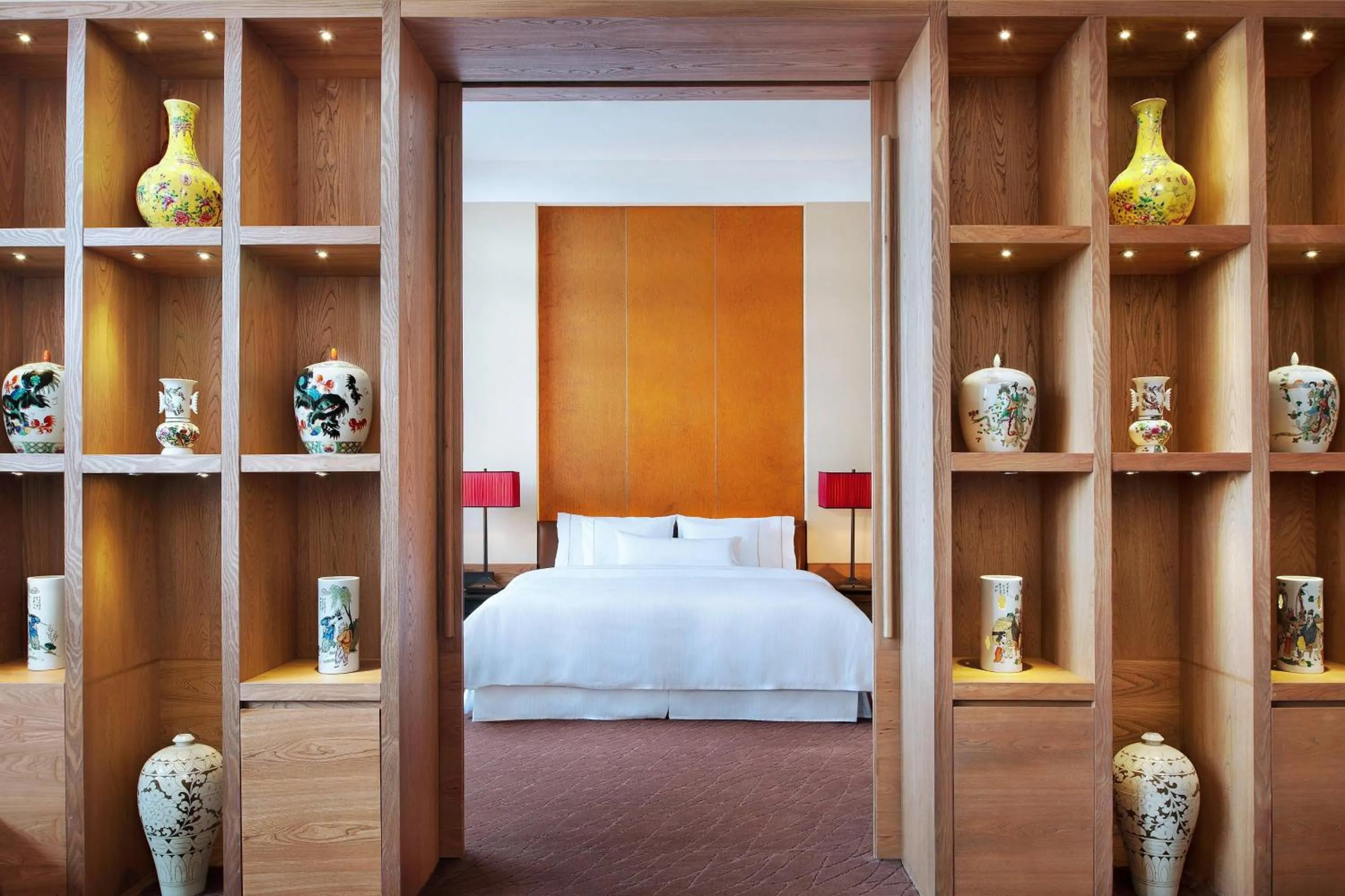 Photo of the whole room, Bed in The Westin Xi'an - Enjoy 2 Free bottles of beer