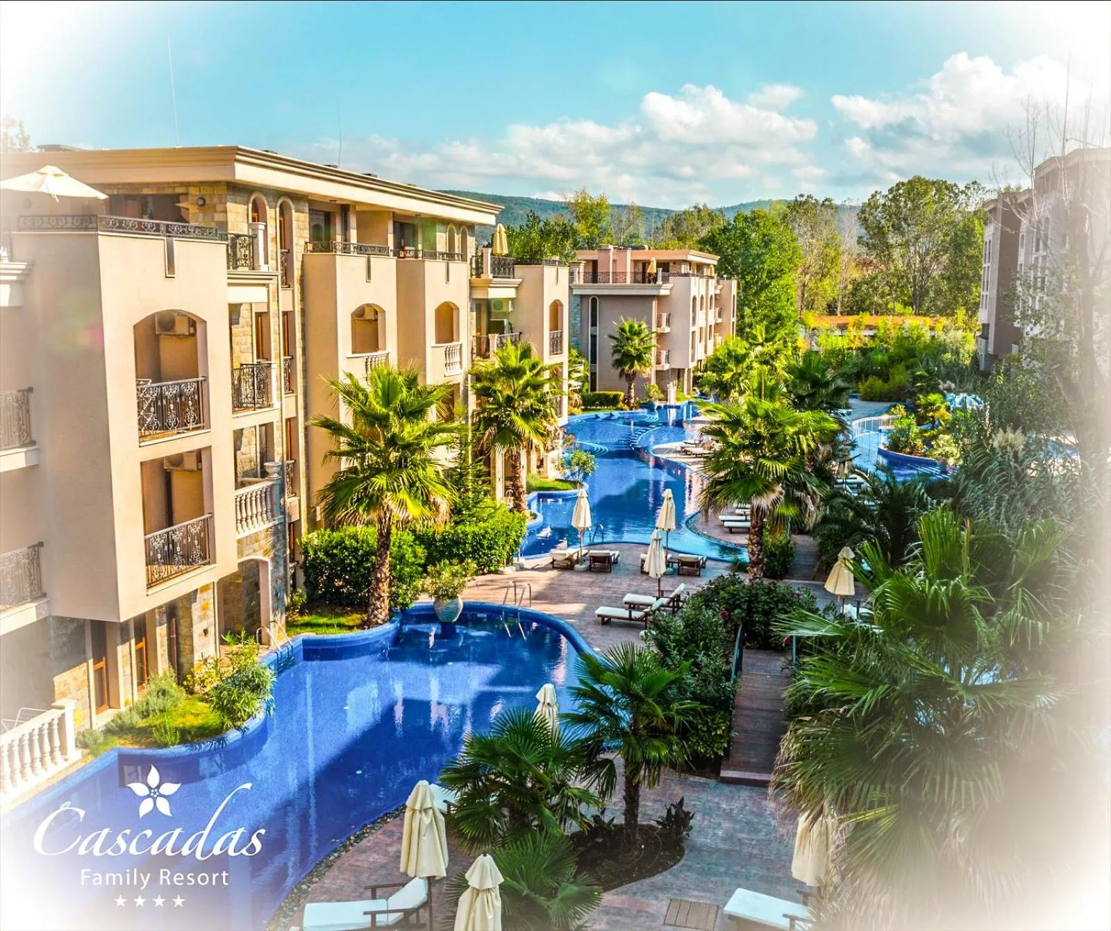 Swimming pool in Cascadas Family Resort