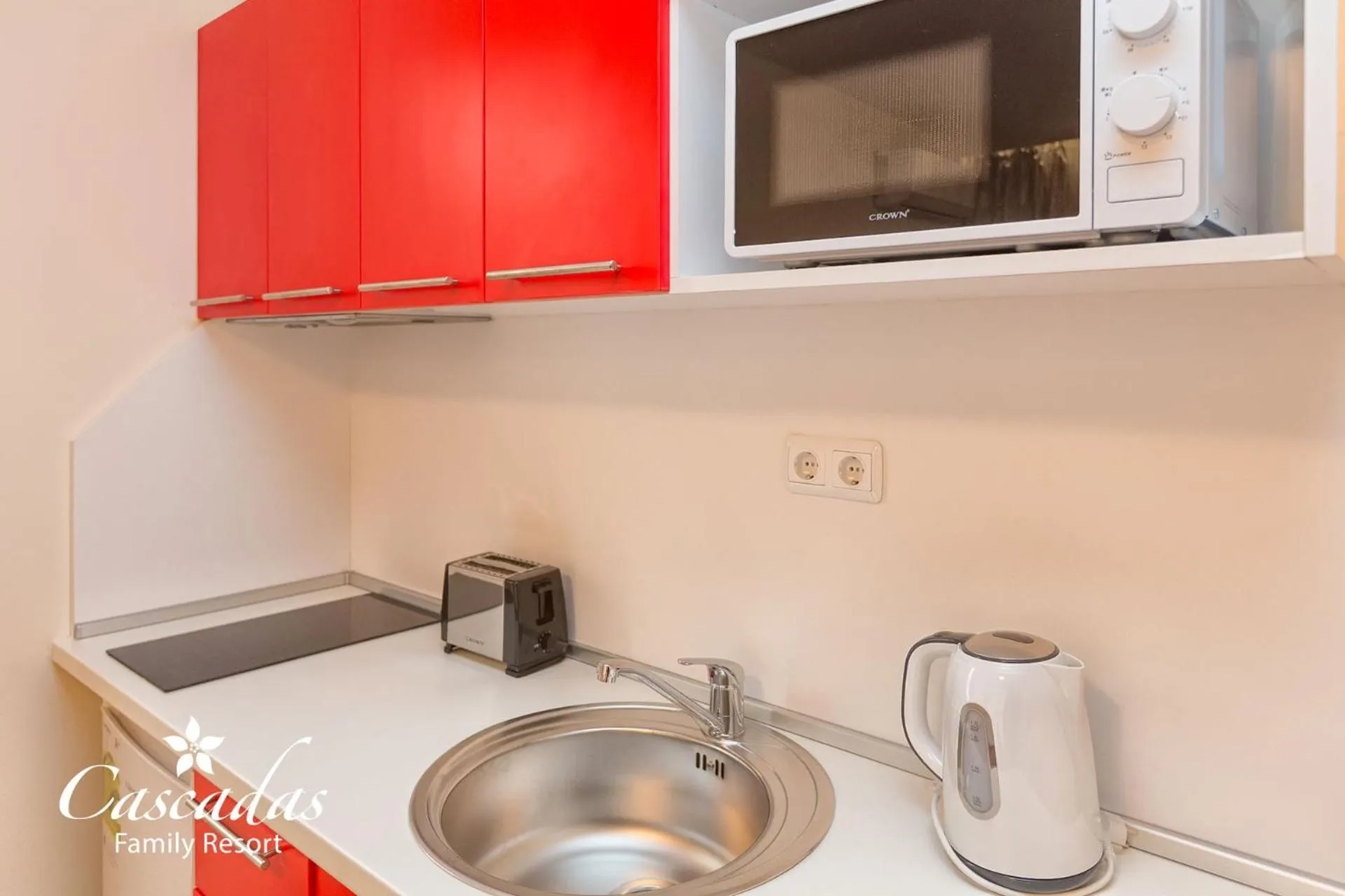 Coffee/tea facilities in Cascadas Family Resort