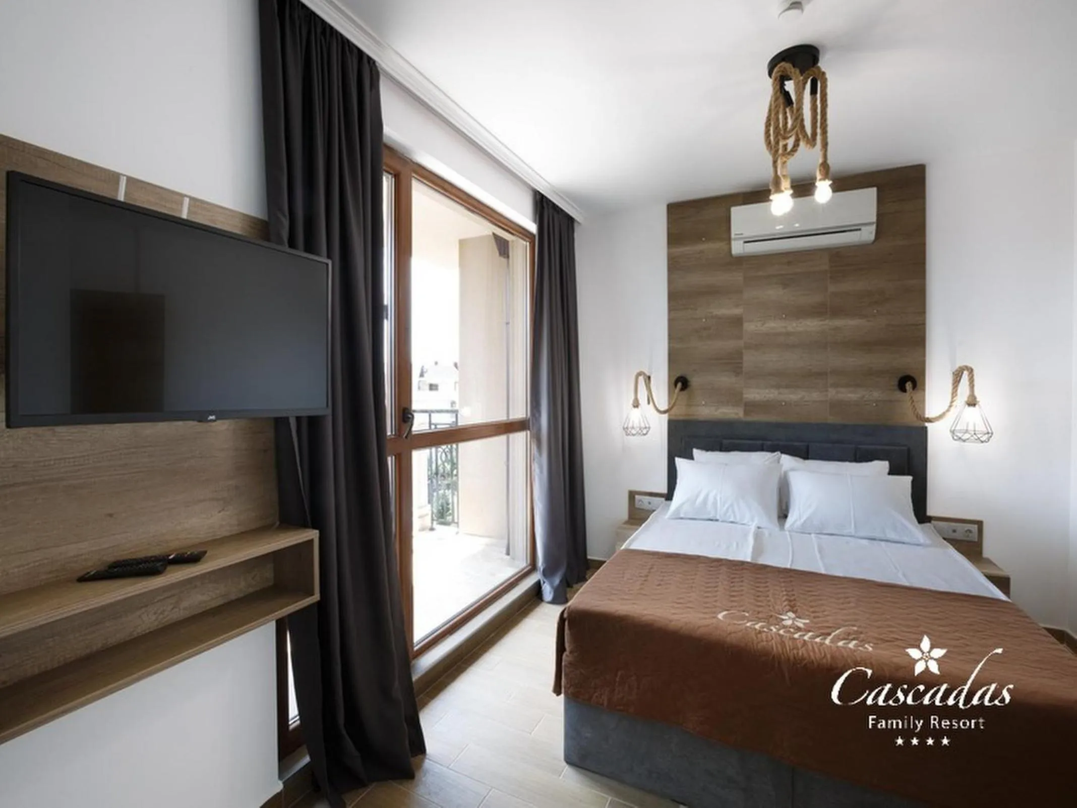 Bedroom, Bed in Cascadas Family Resort