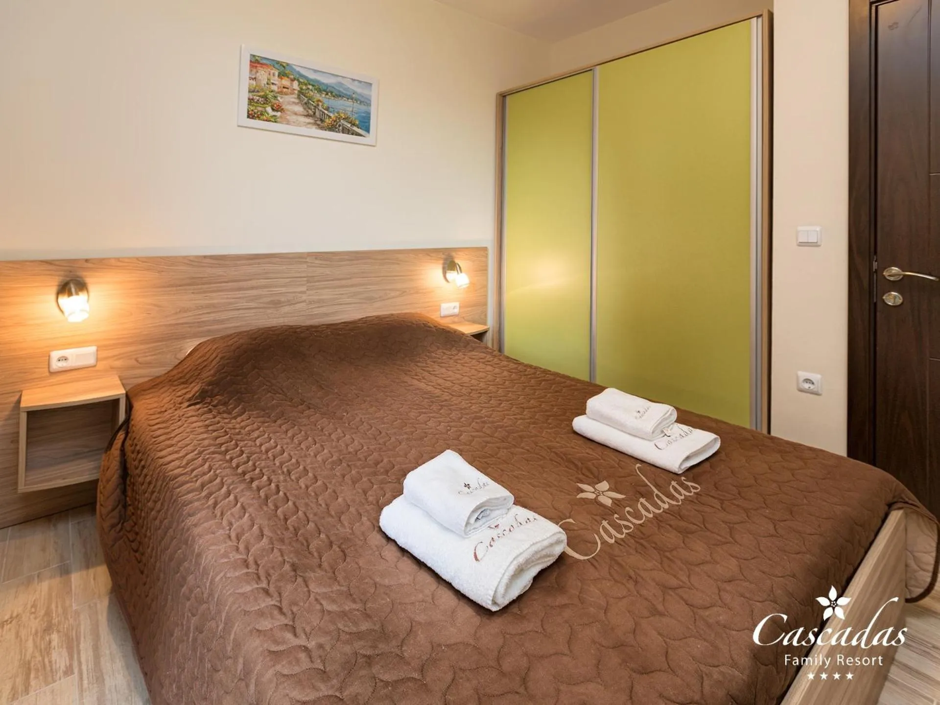 Bedroom, Bed in Cascadas Family Resort