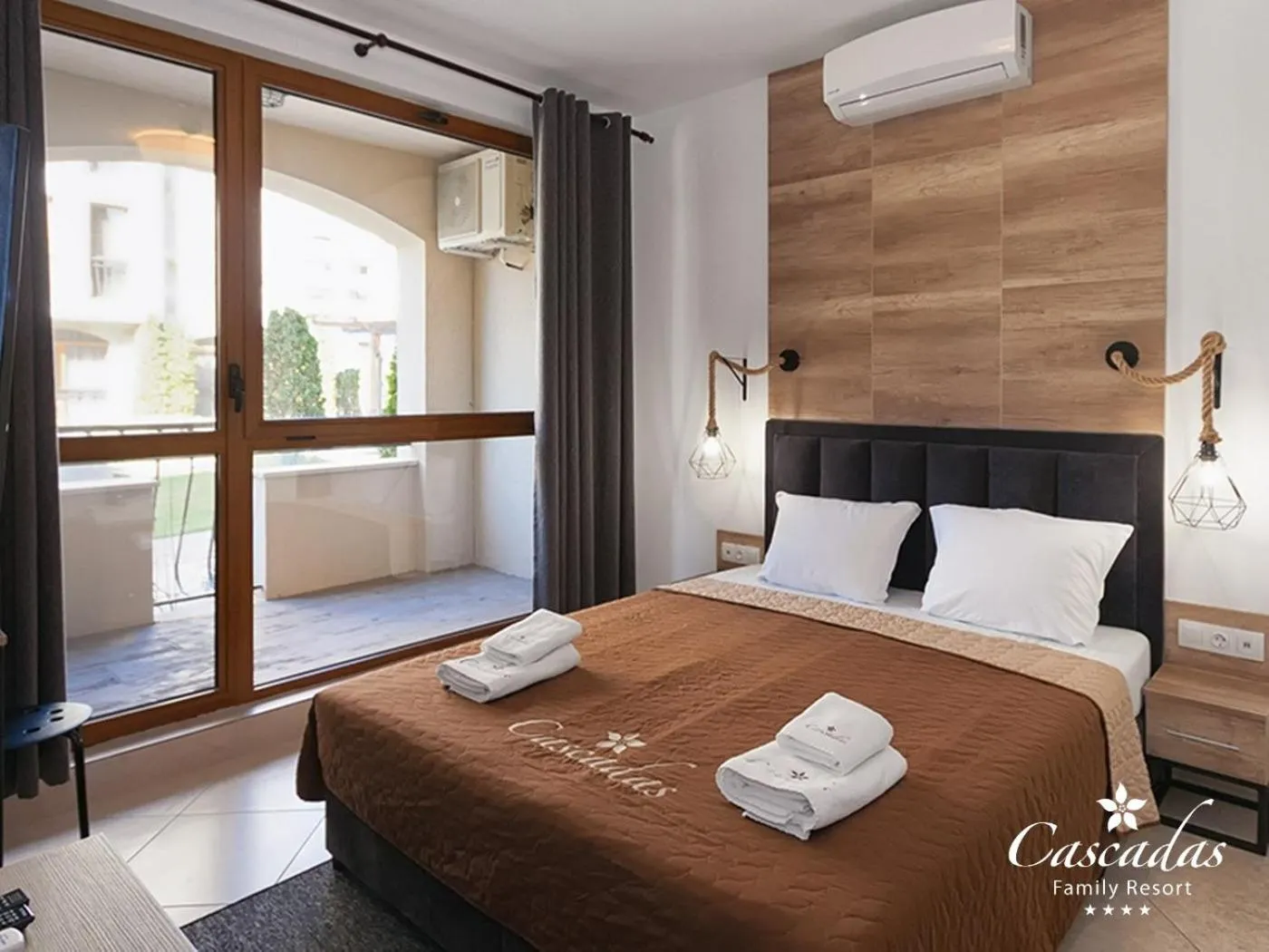 Bedroom, Bed in Cascadas Family Resort