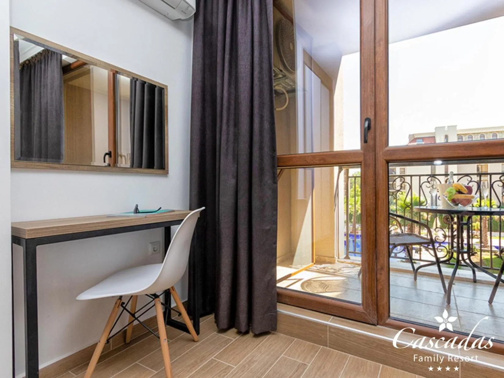 Balcony/Terrace in Cascadas Family Resort