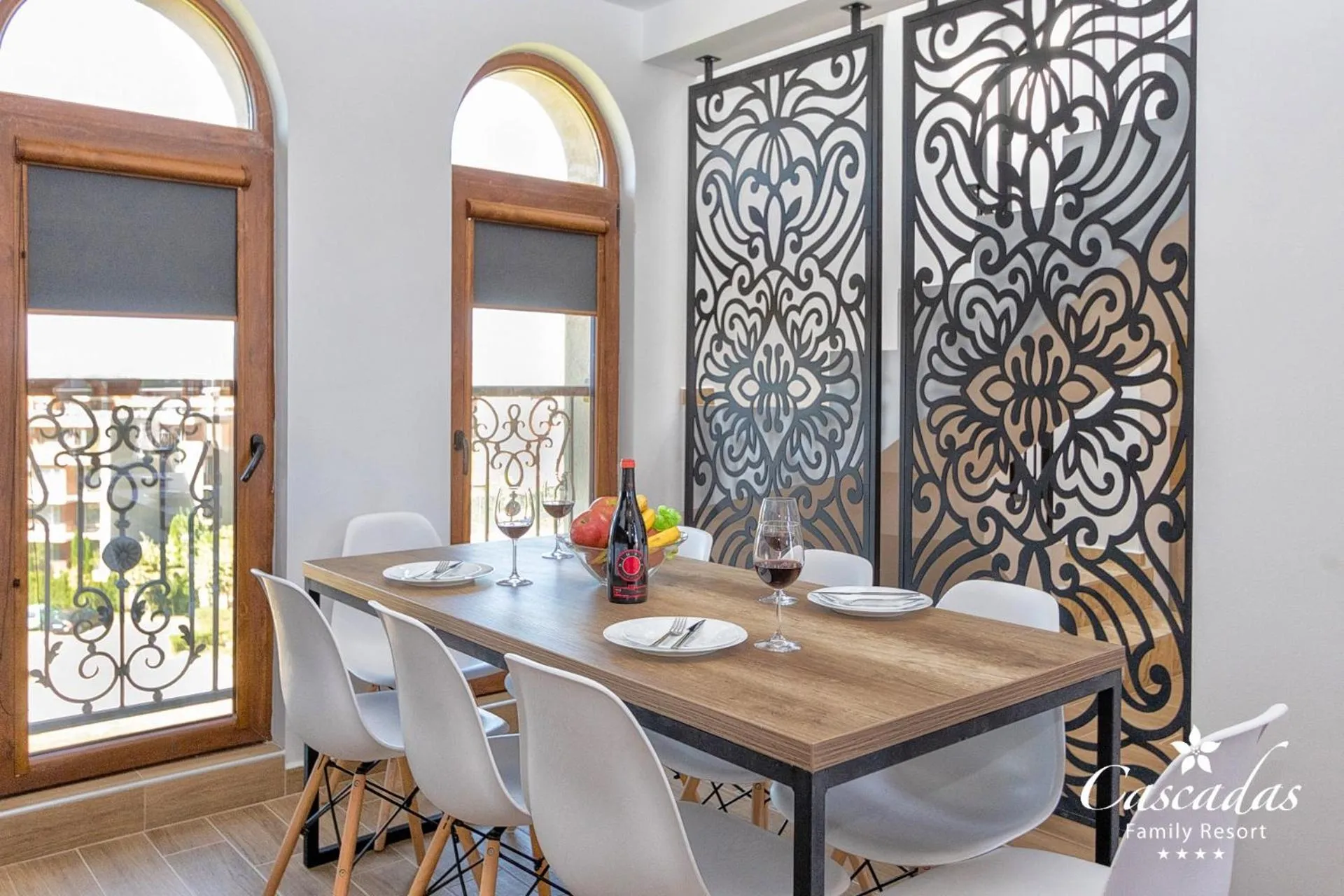 Dining area in Cascadas Family Resort