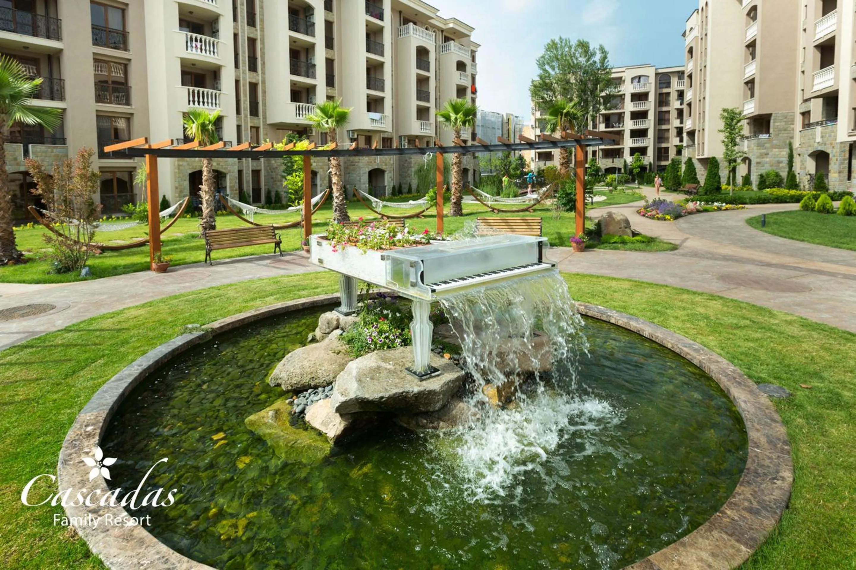 Garden in Cascadas Family Resort