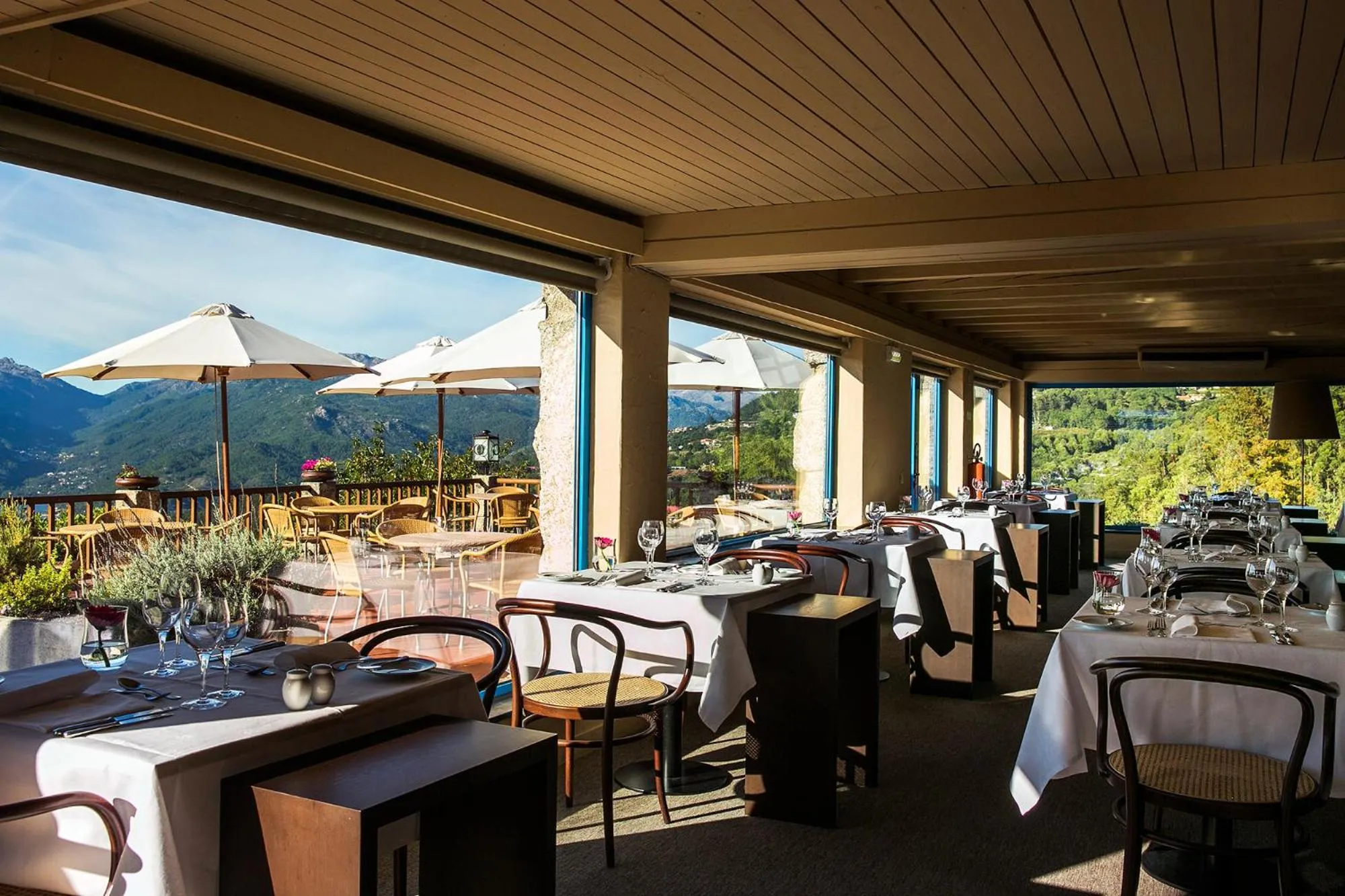 Restaurant/places to eat in Pousada Geres-Caniçada