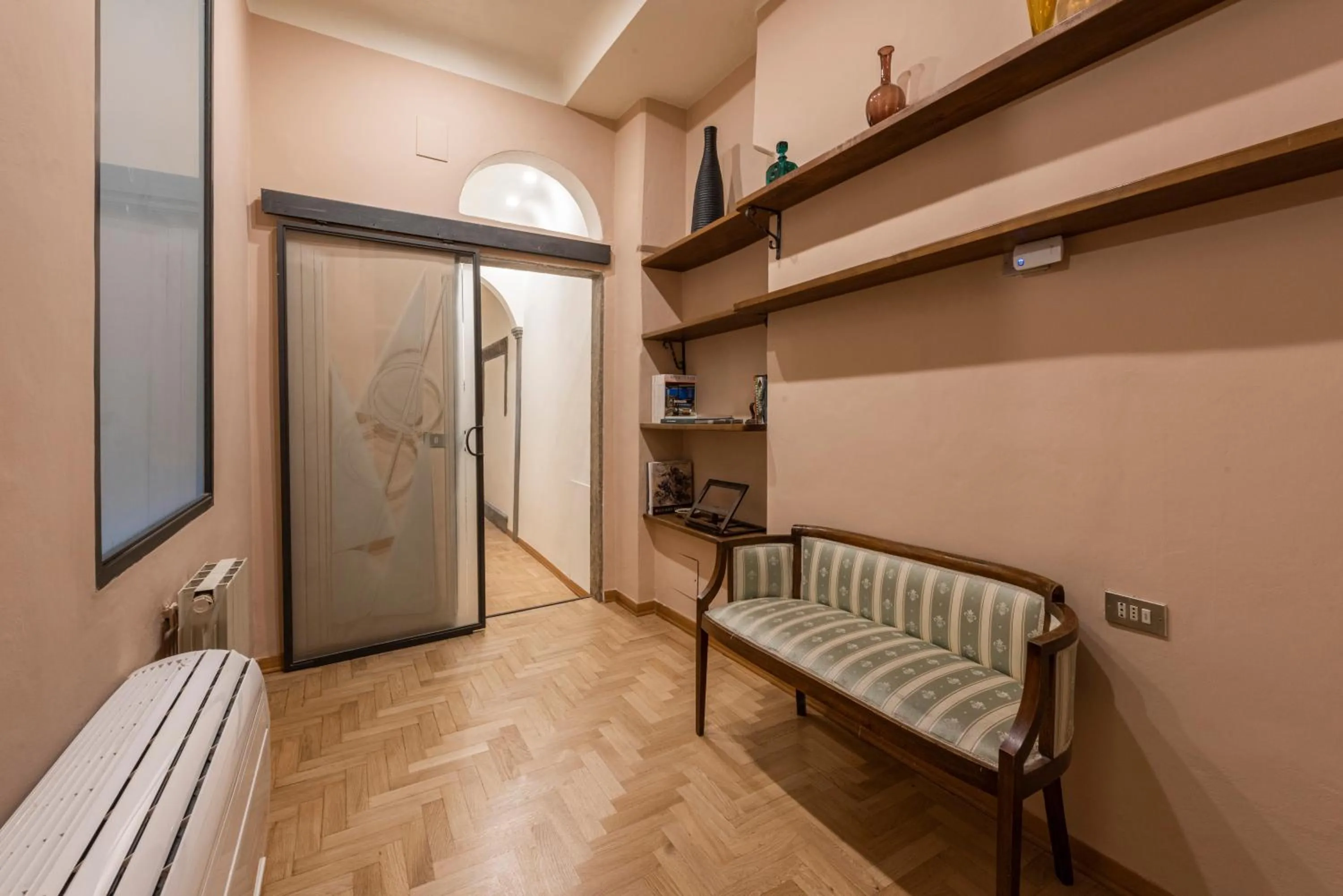 Santa Croce Retreat by Mmega