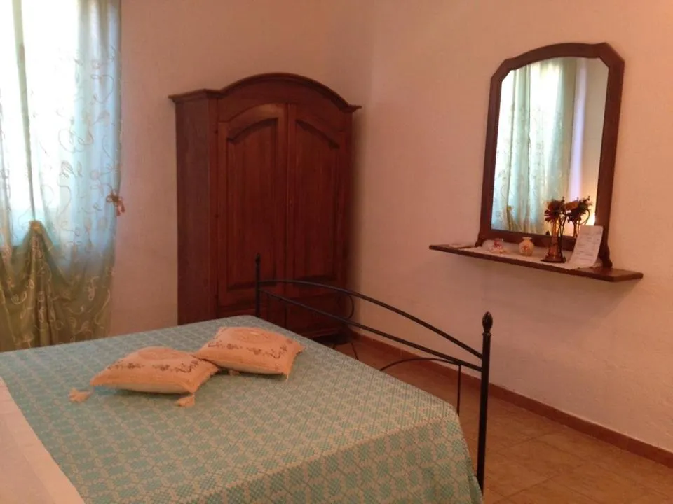 Bed in Penisola Verde b&b