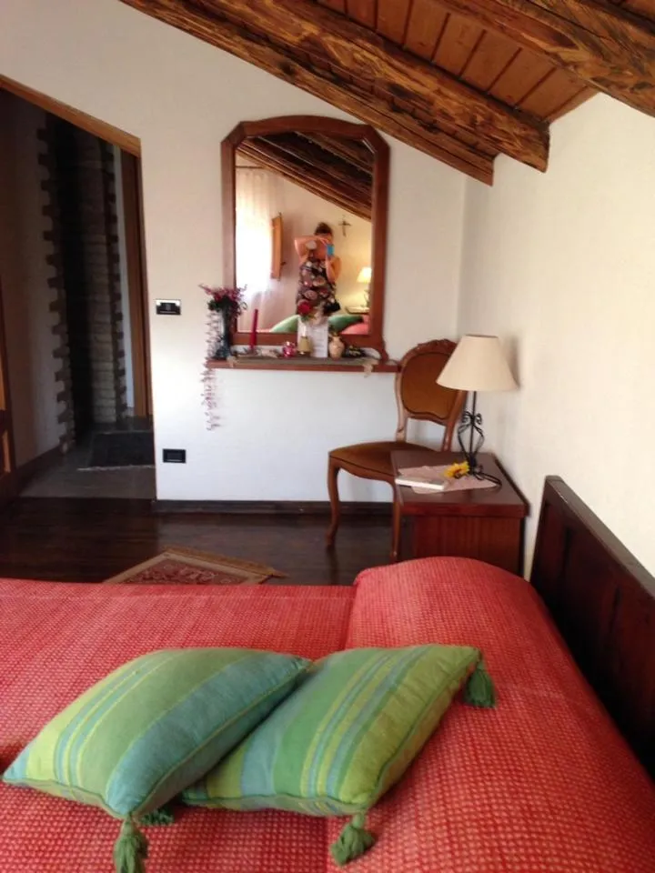 Bed in Penisola Verde b&b