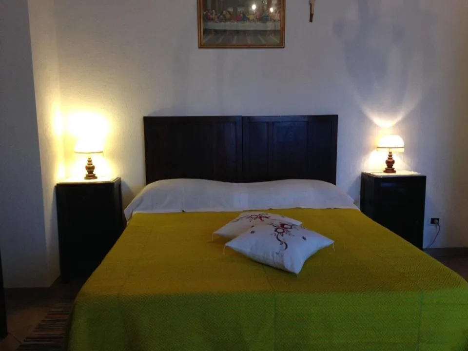 Bed in Penisola Verde b&b