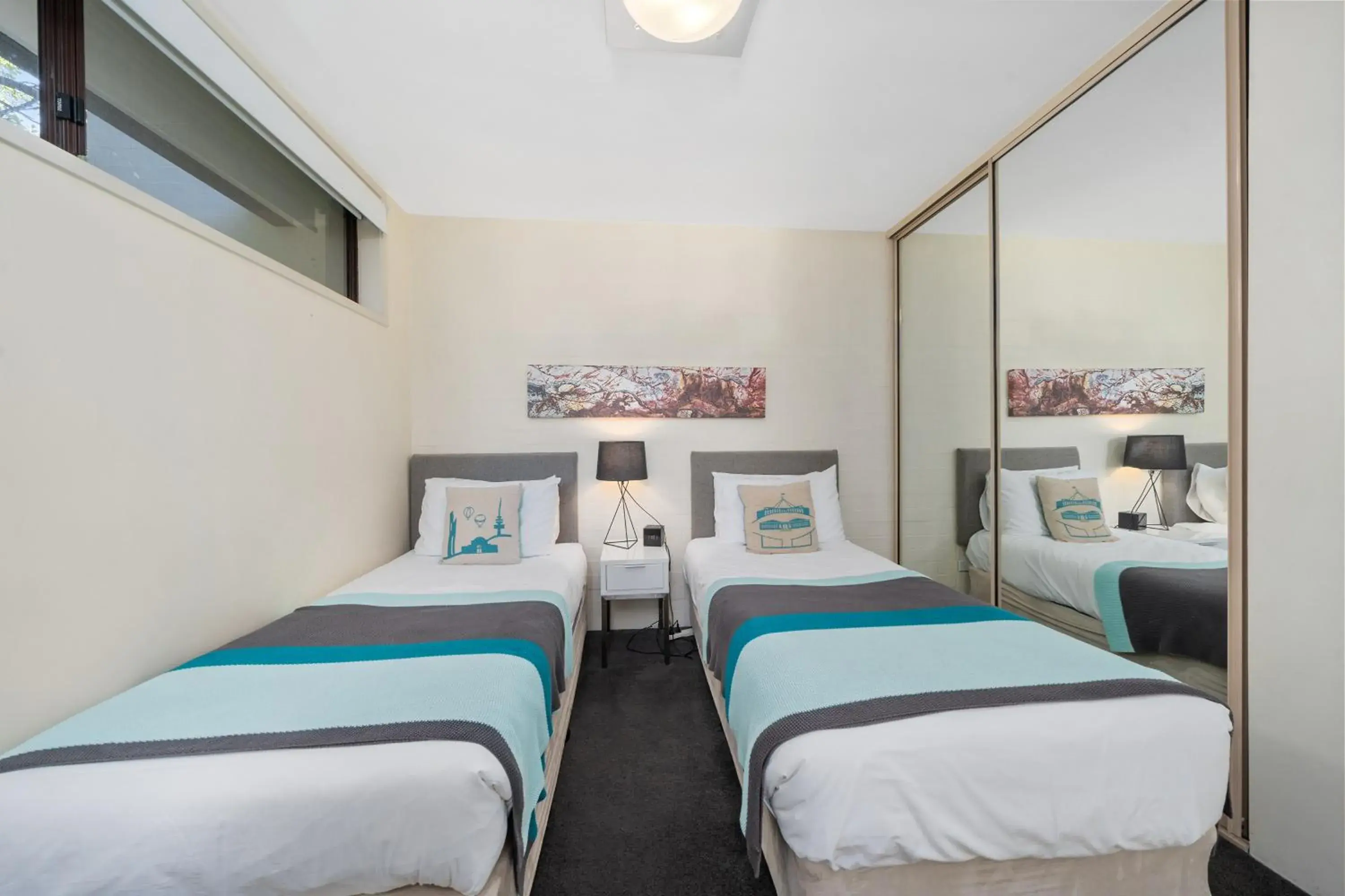 Bed in Manuka Park Serviced Apartments Bed in Manuka Park Serviced Apartments