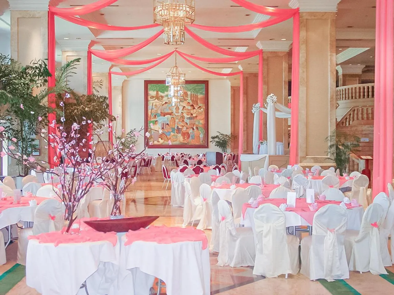 Banquet/Function facilities in Holiday Resort & Spa Guam