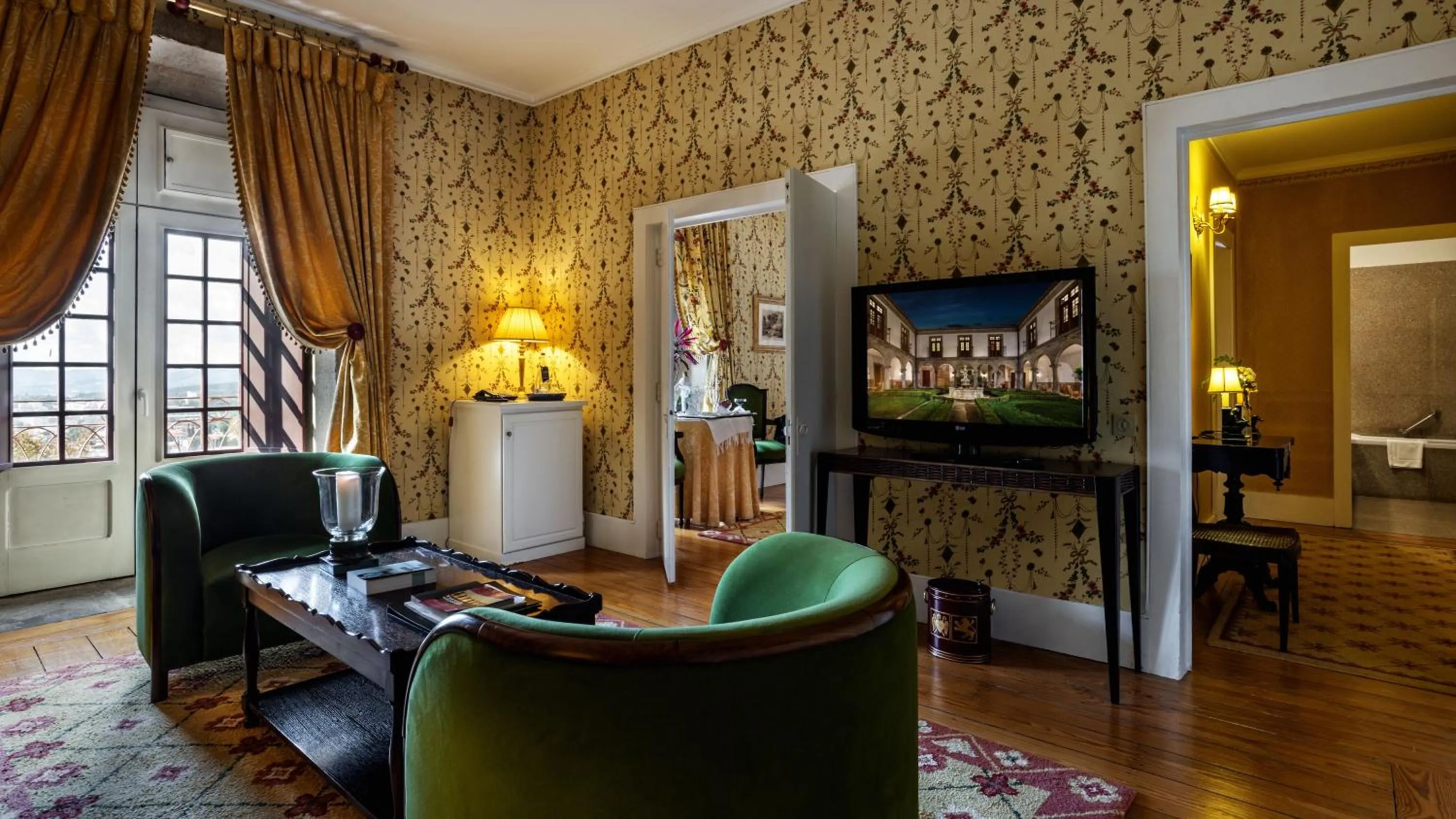 Photo of the whole room in Pousada Mosteiro de Guimaraes