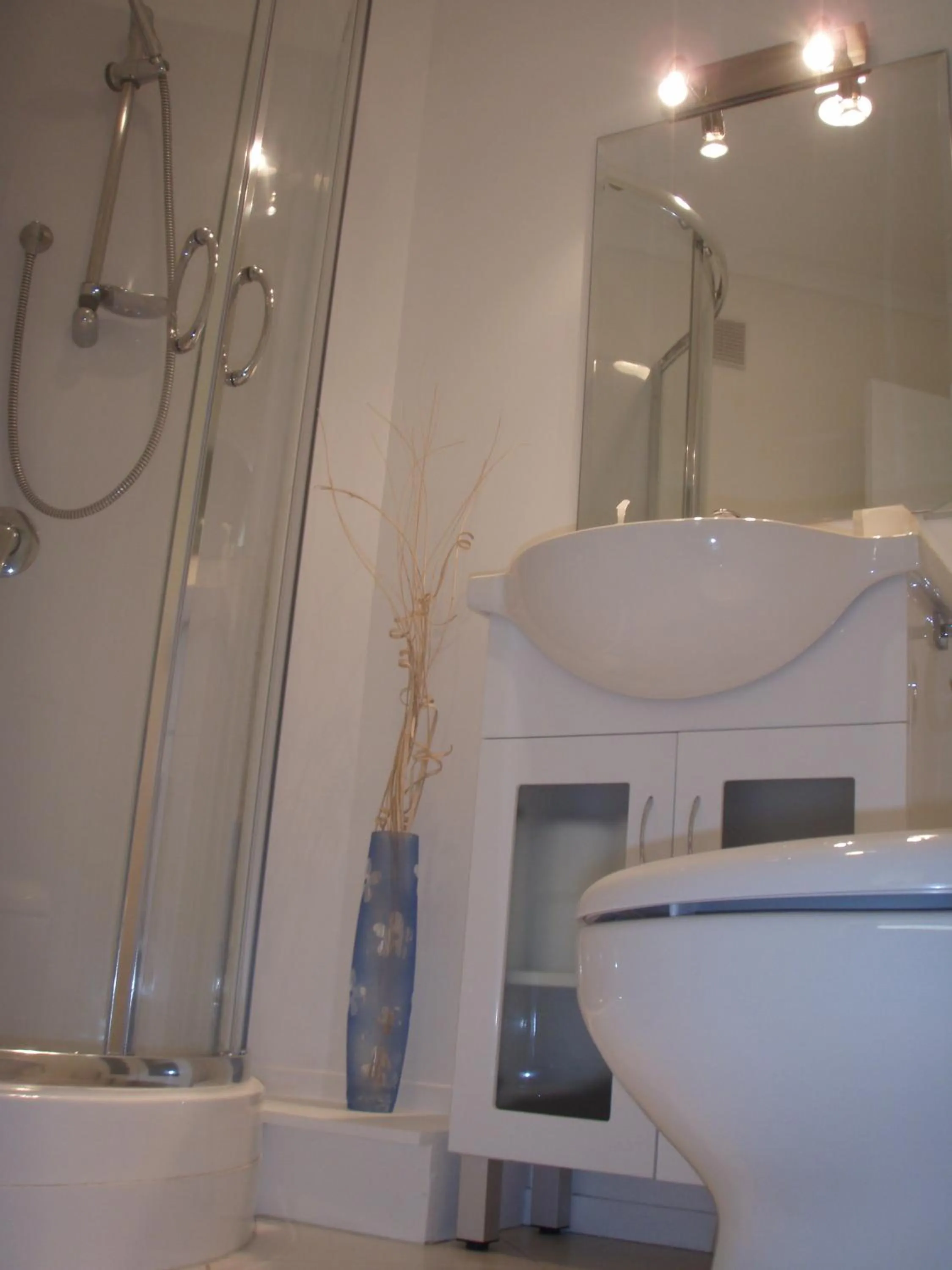 Bathroom in Seascape Villa B&B