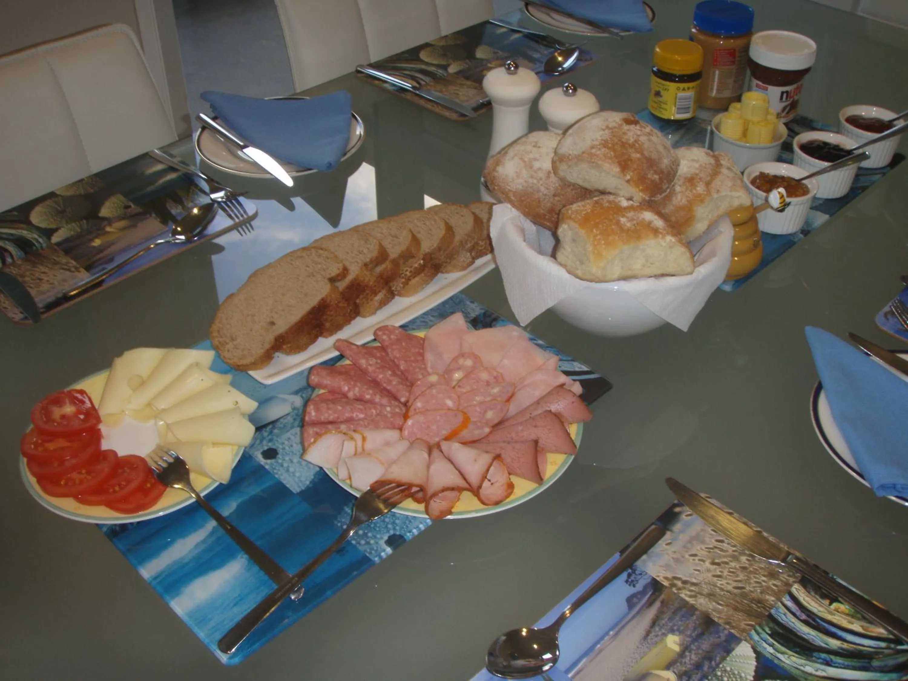 Breakfast in Seascape Villa B&B