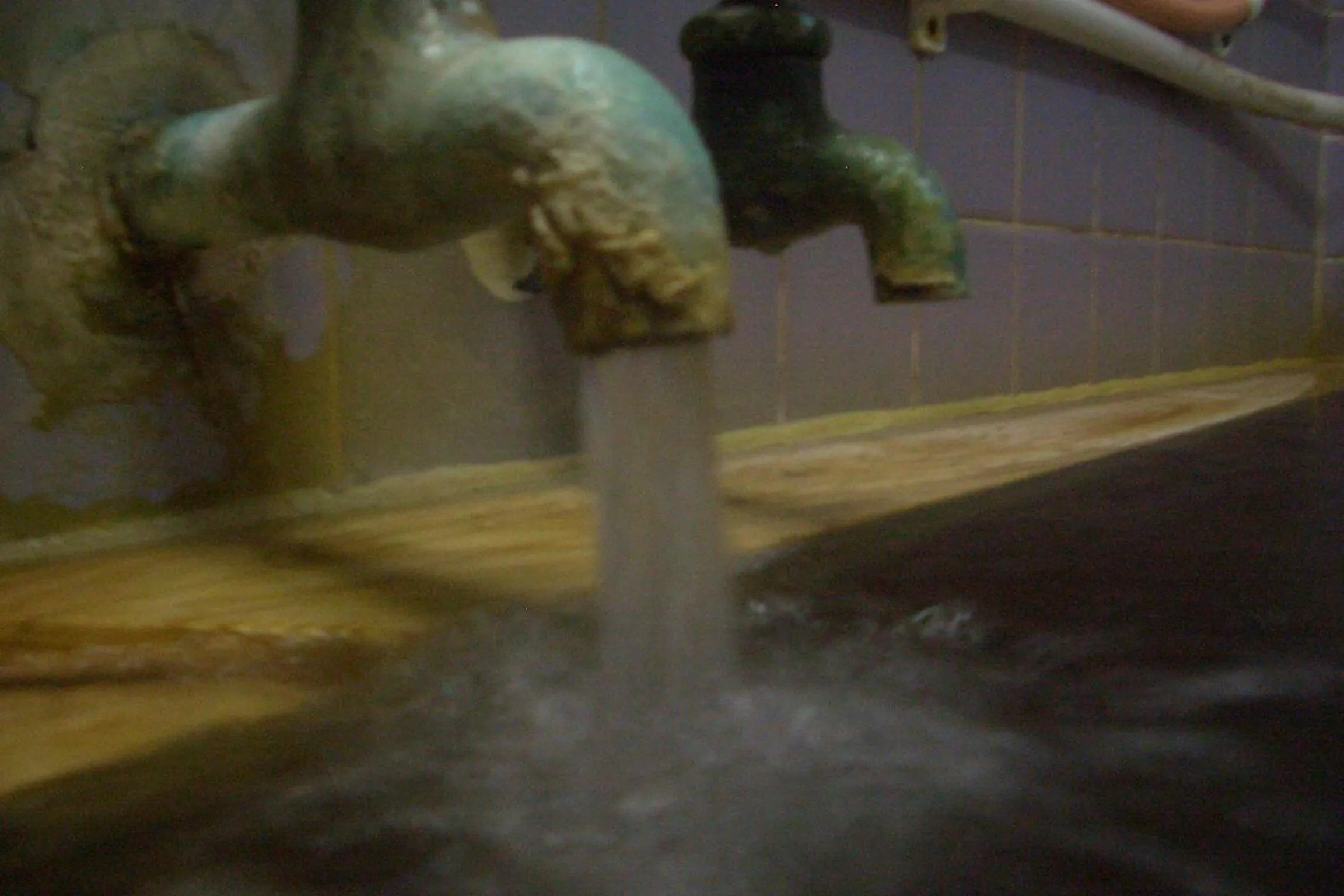 Hot Spring Bath in Family Ryokan Kawakyu with Showa Retro, private hot spring