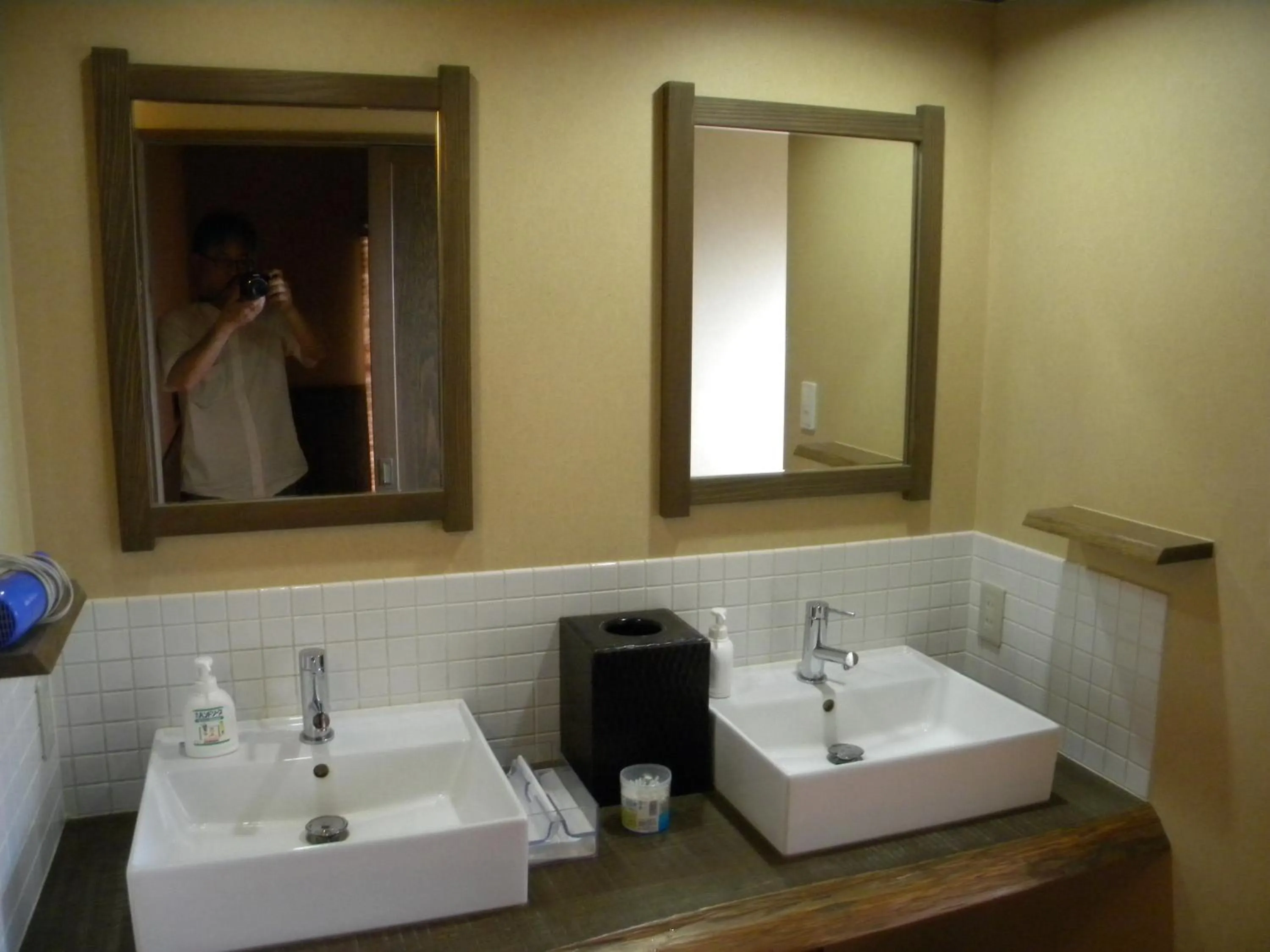 Decorative detail in Family Ryokan Kawakyu with Showa Retro, private hot spring