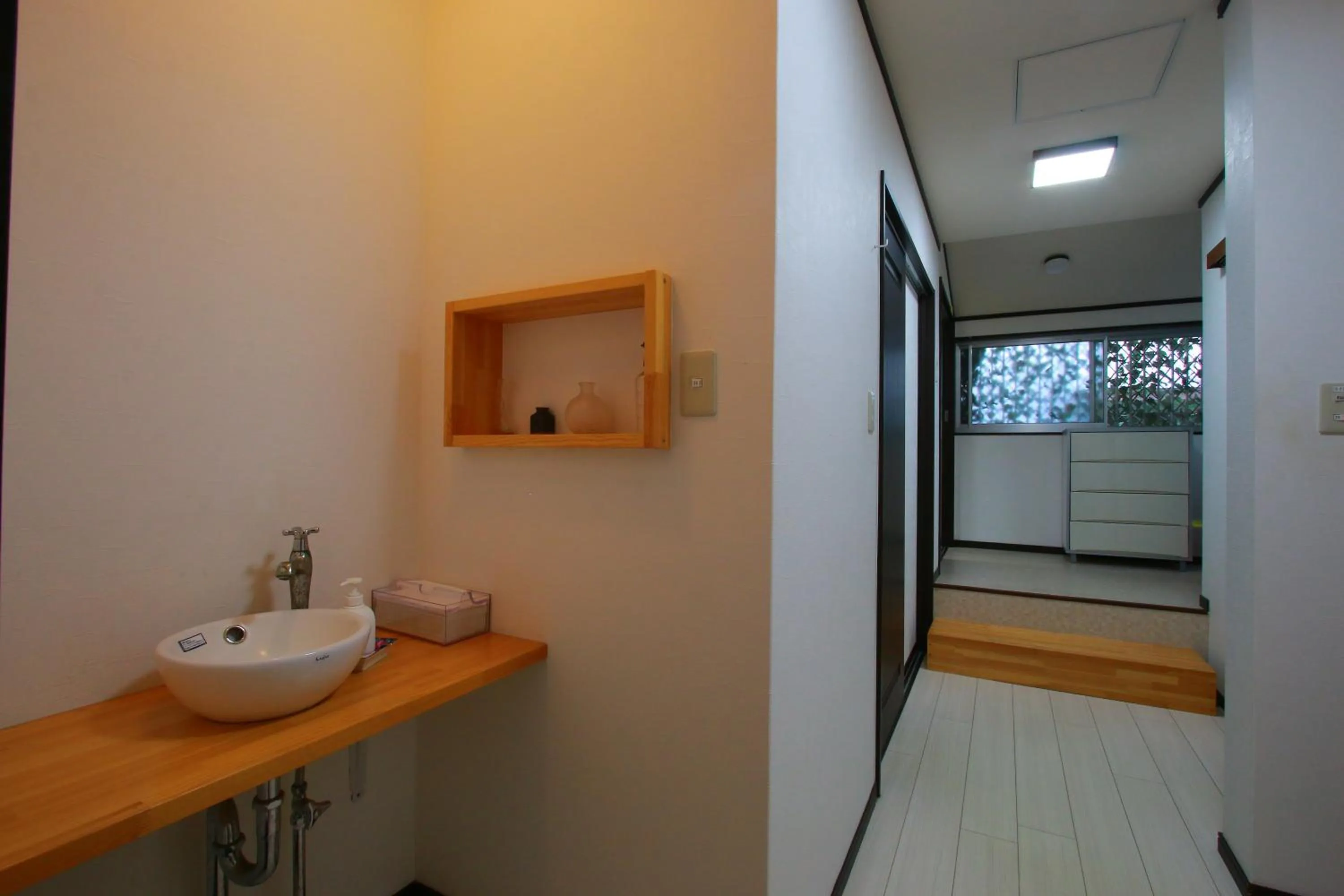 Hot Spring Bath in Family Ryokan Kawakyu with Showa Retro, private hot spring