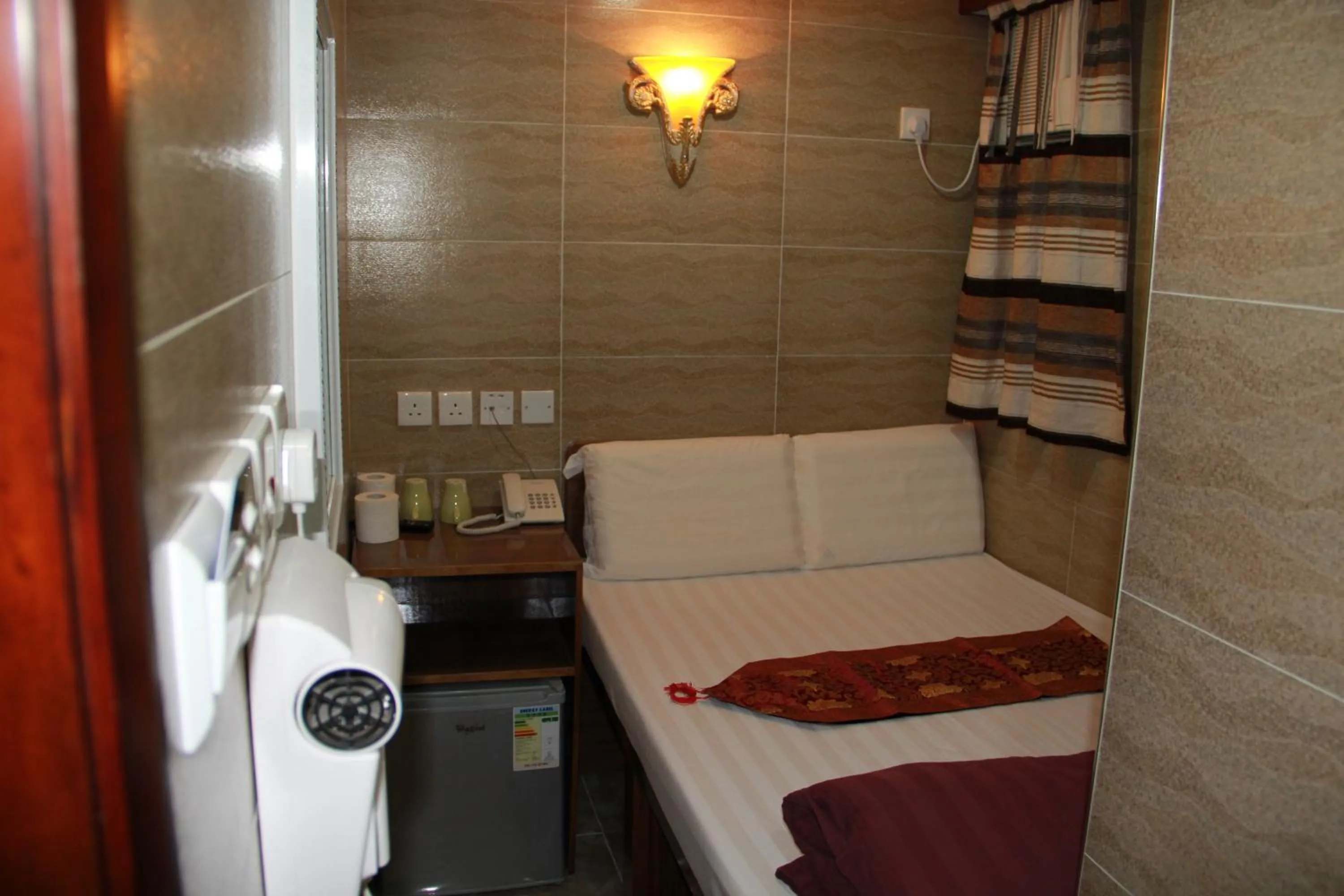 Bed in New Tokyo Hostel