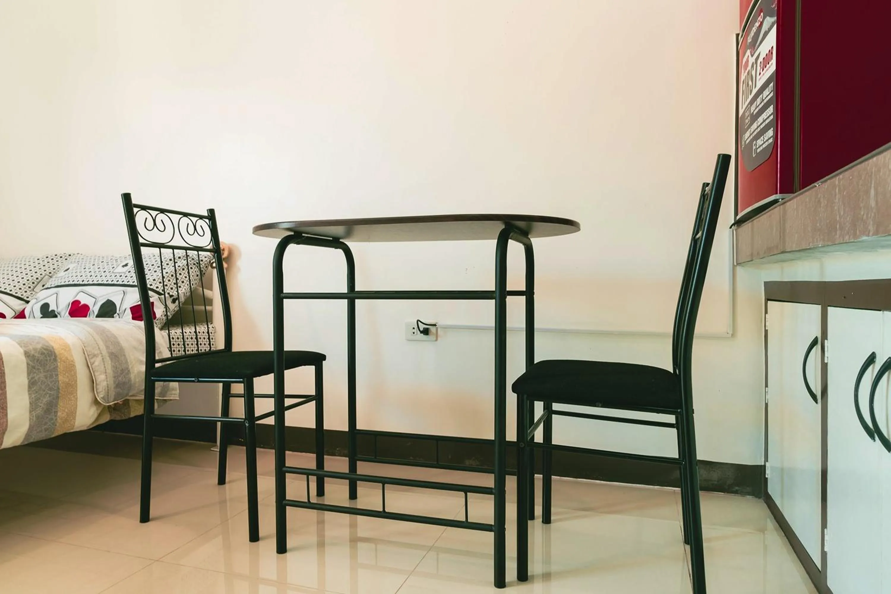 Bedroom, Bed in Diane Sunshine Villa Panglao near Beach