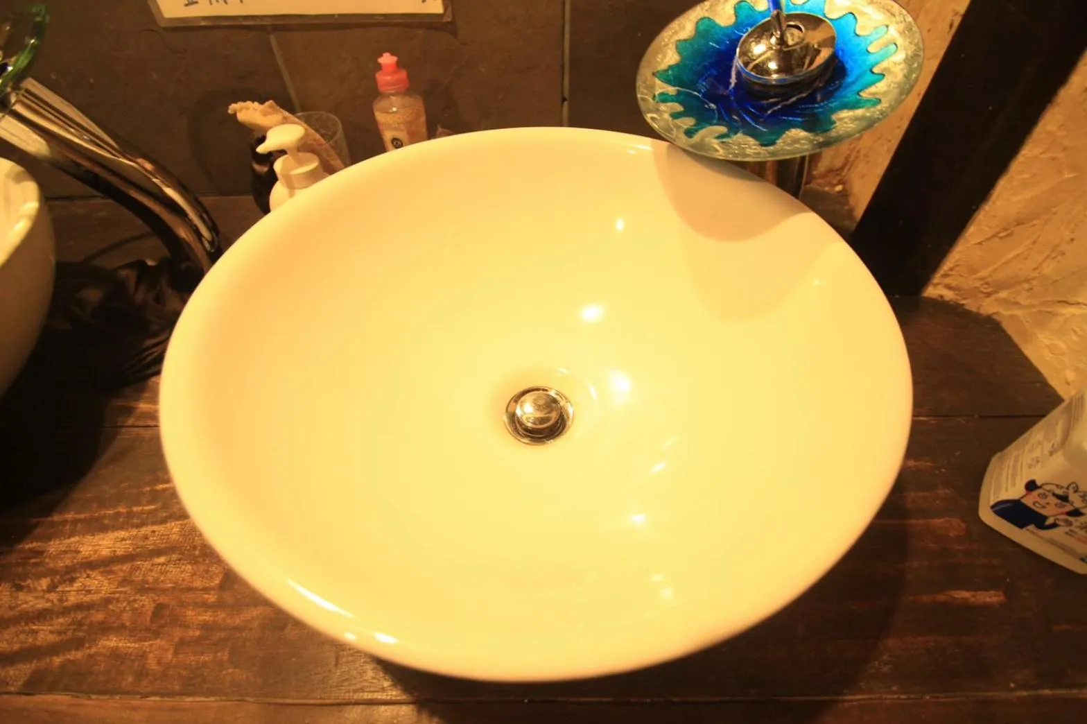 Decorative detail in Taketomijima Guesthouse and je Taime