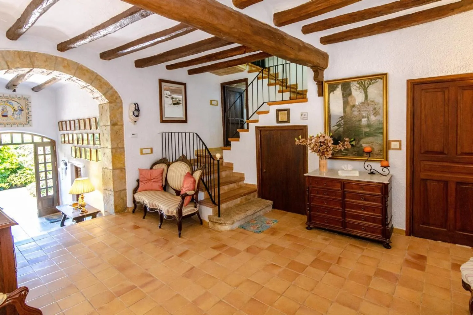 Catalunya Casas Unique sanctuary with extra large pool!