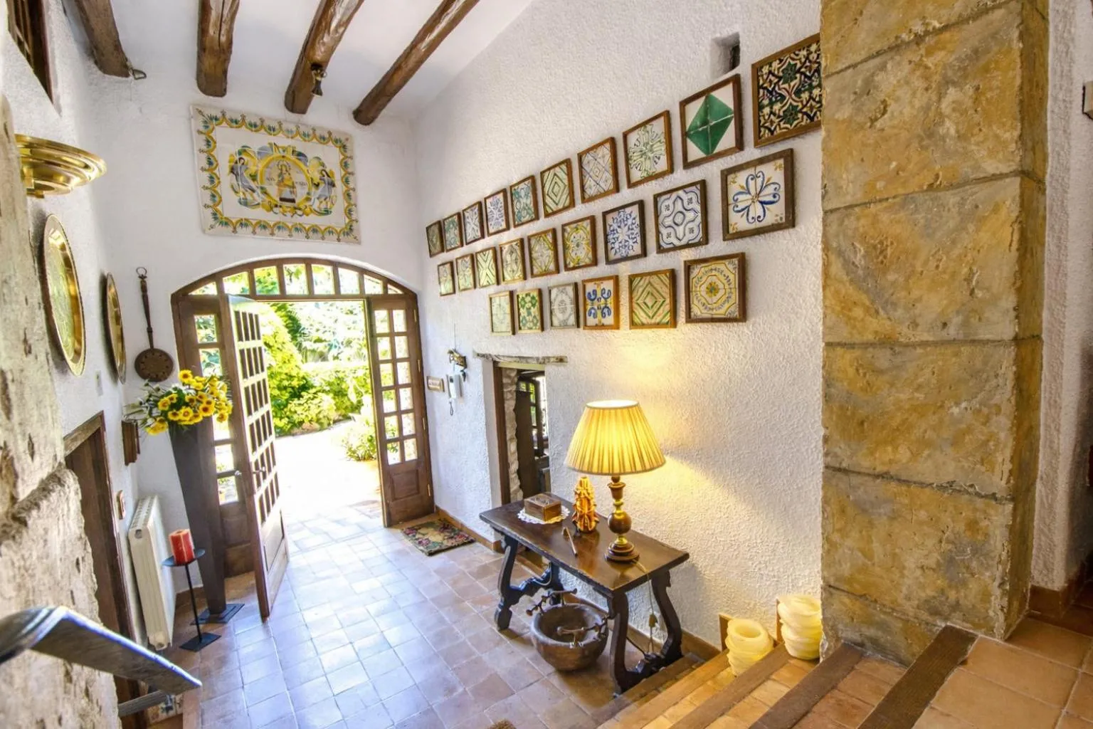 Catalunya Casas Unique sanctuary with extra large pool!