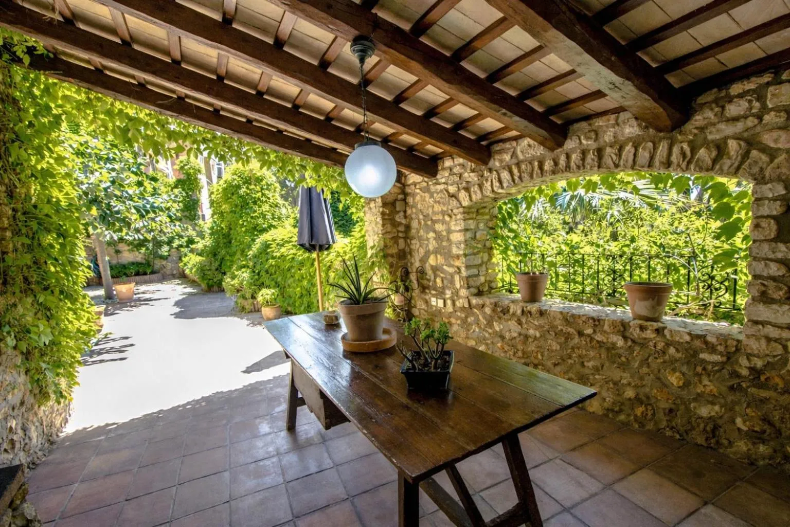 Catalunya Casas Unique sanctuary with extra large pool!