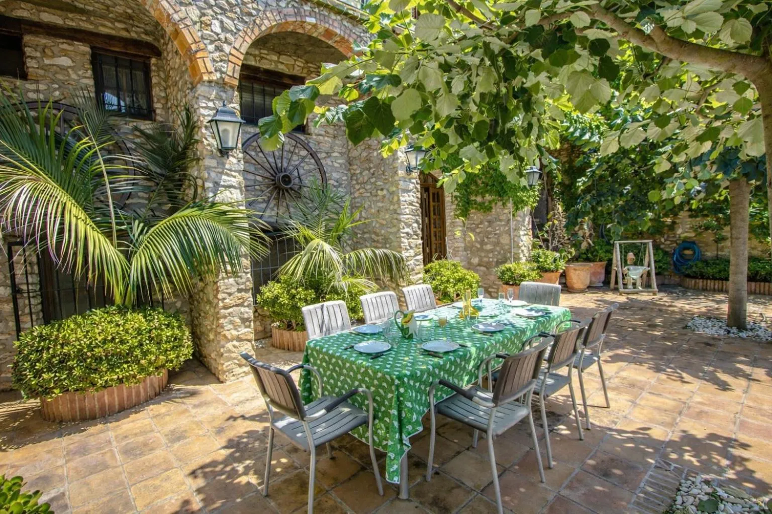 Catalunya Casas Unique sanctuary with extra large pool!