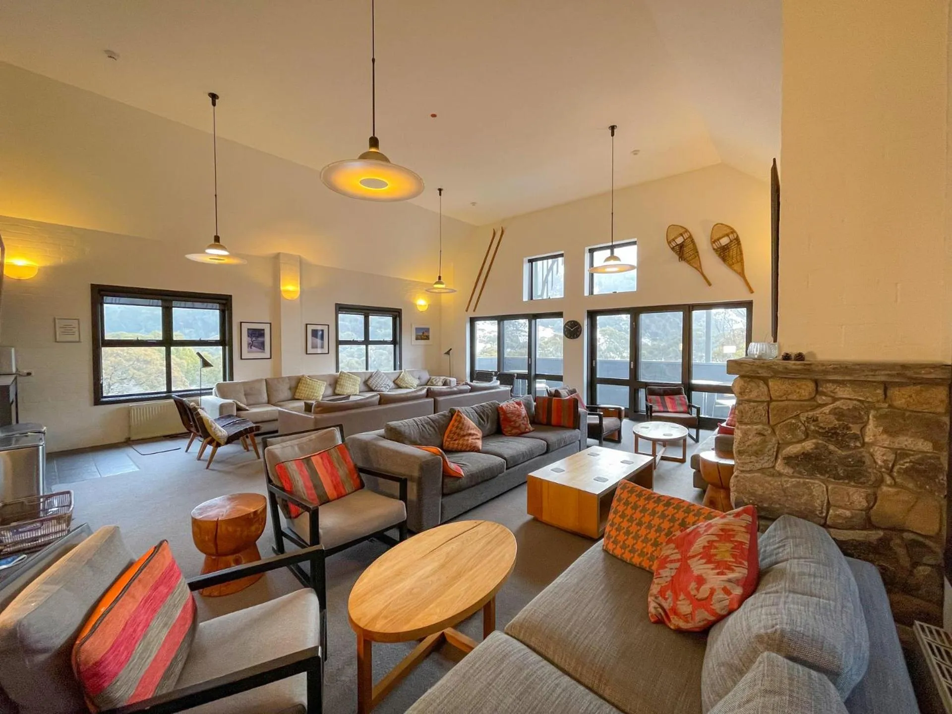 Living room in Boali Lodge Thredbo