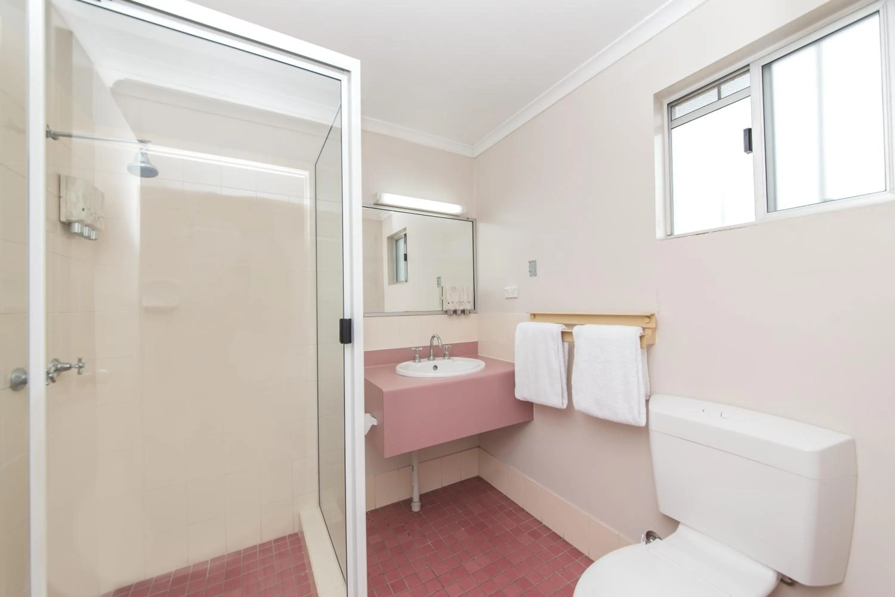 Bed in Metro Motel Rockhampton