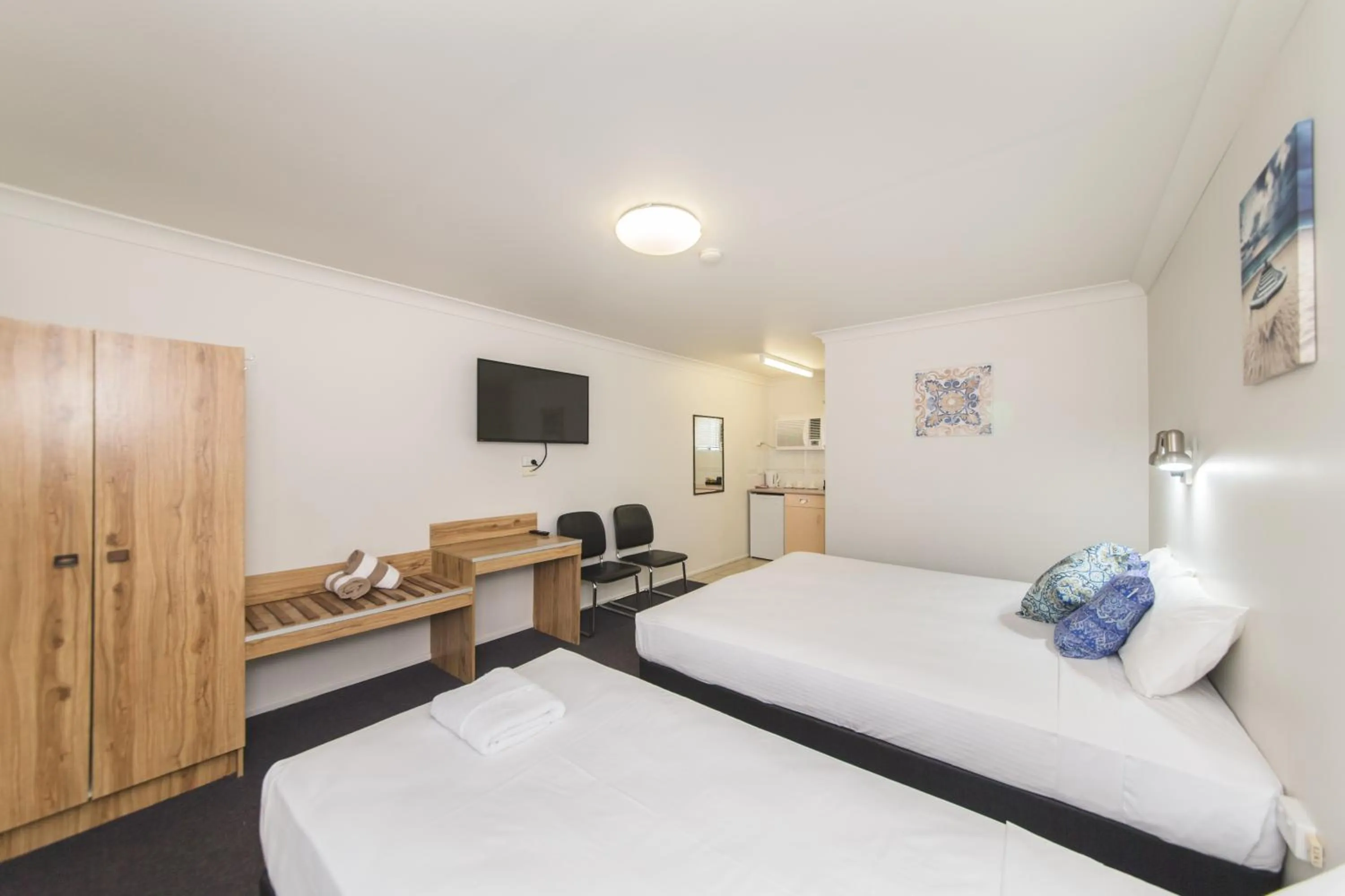 Bed in Metro Motel Rockhampton