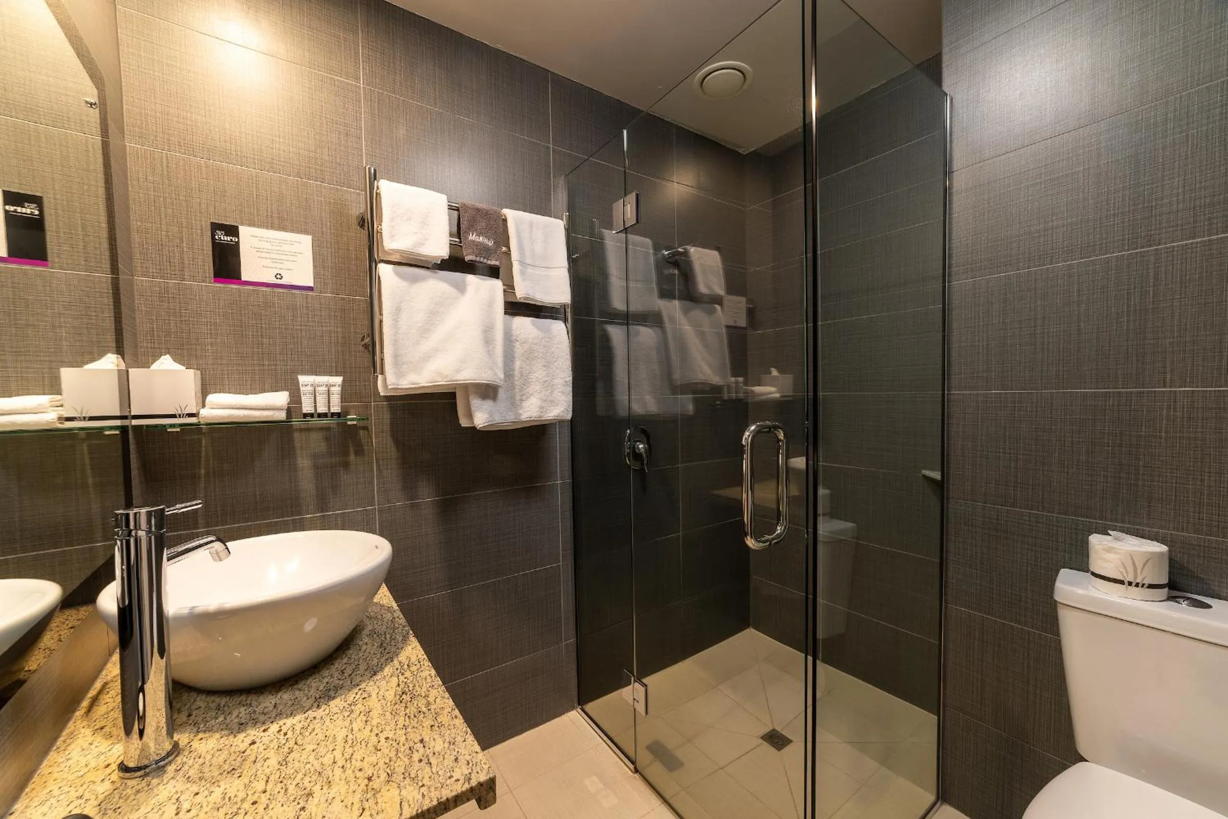 315 Euro Motel and Serviced Apartments