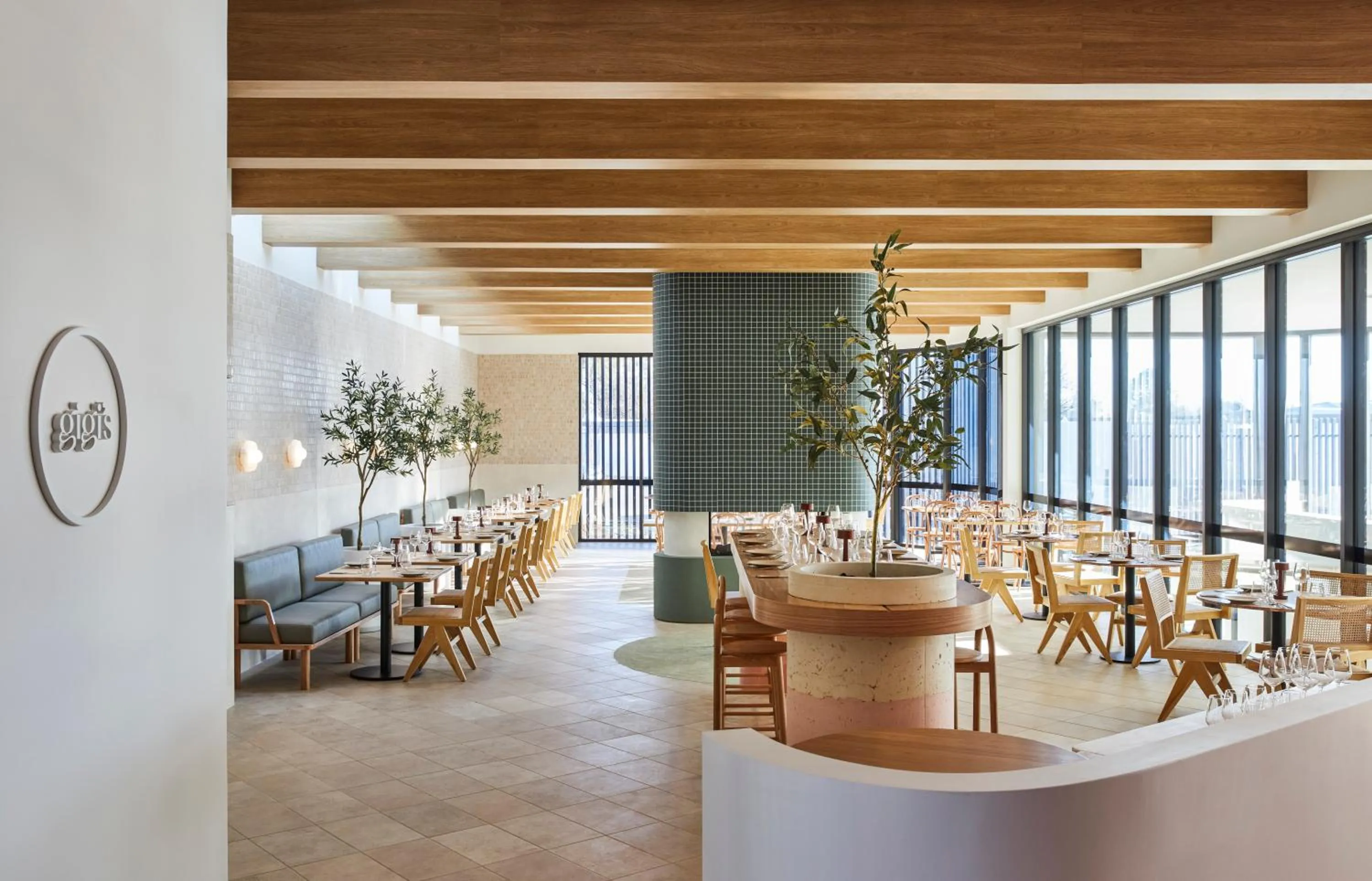 Restaurant/places to eat in The Clairfield Hotel