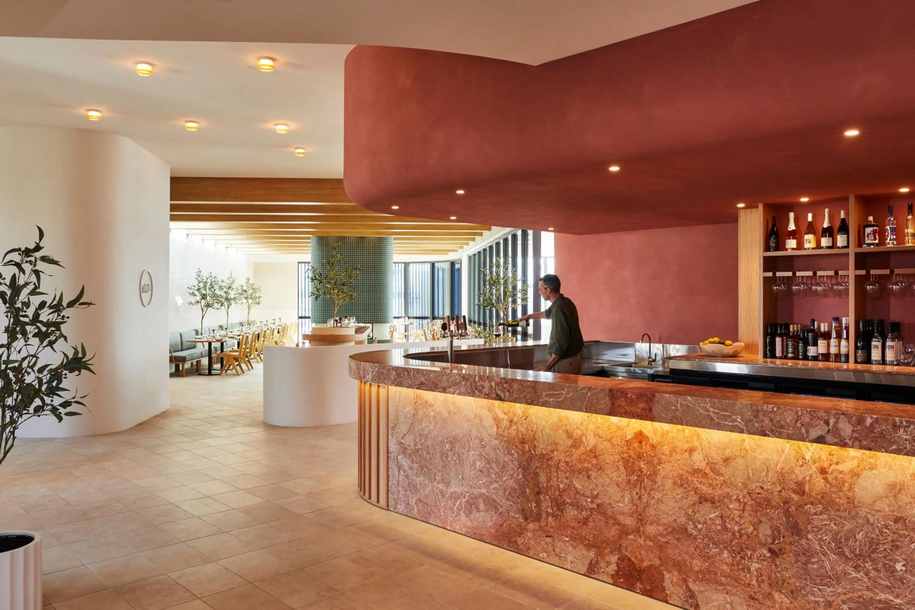 Restaurant/places to eat in The Clairfield Hotel