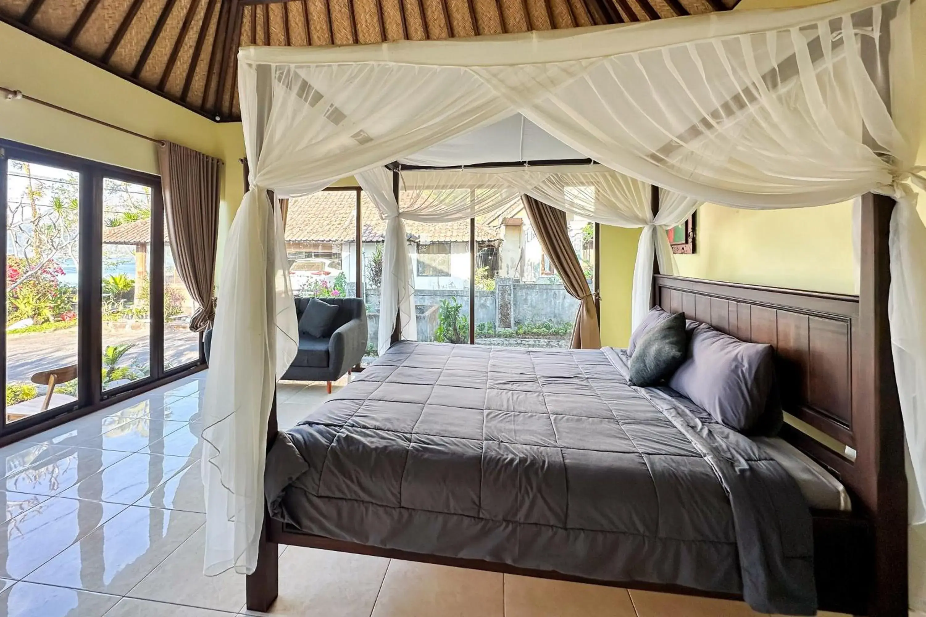 Bedroom, Bed in Baruna Lake Side View Bedroom, Bed in Baruna Lake Side View